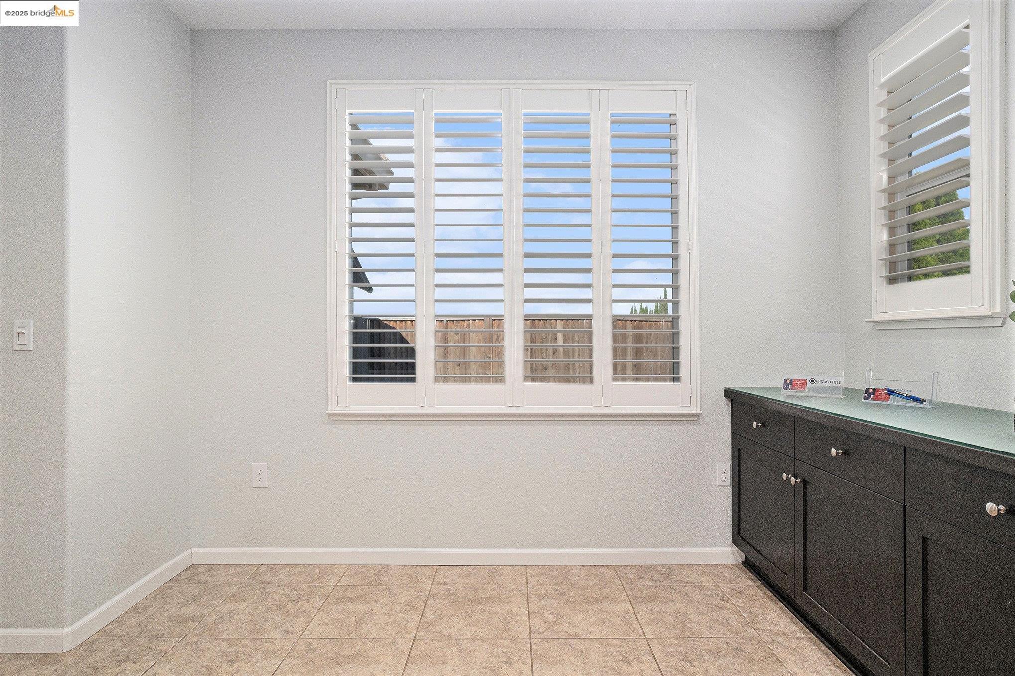 Detail Gallery Image 9 of 52 For 31 Rustic Ct, Oakley,  CA 94561 - 4 Beds | 3 Baths