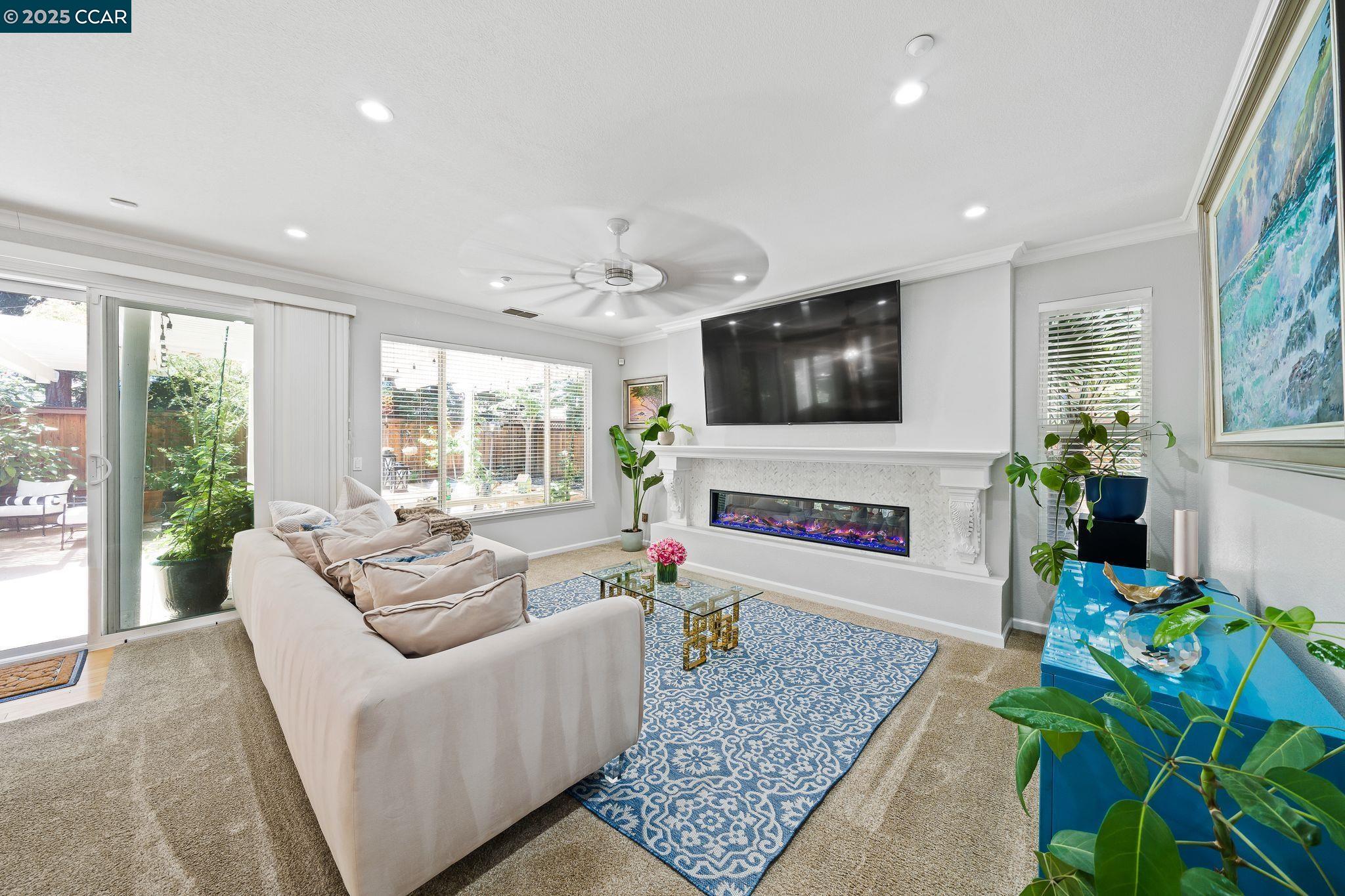 Detail Gallery Image 17 of 50 For 843 Vernazze Ct, Brentwood,  CA 94513 - 5 Beds | 3 Baths