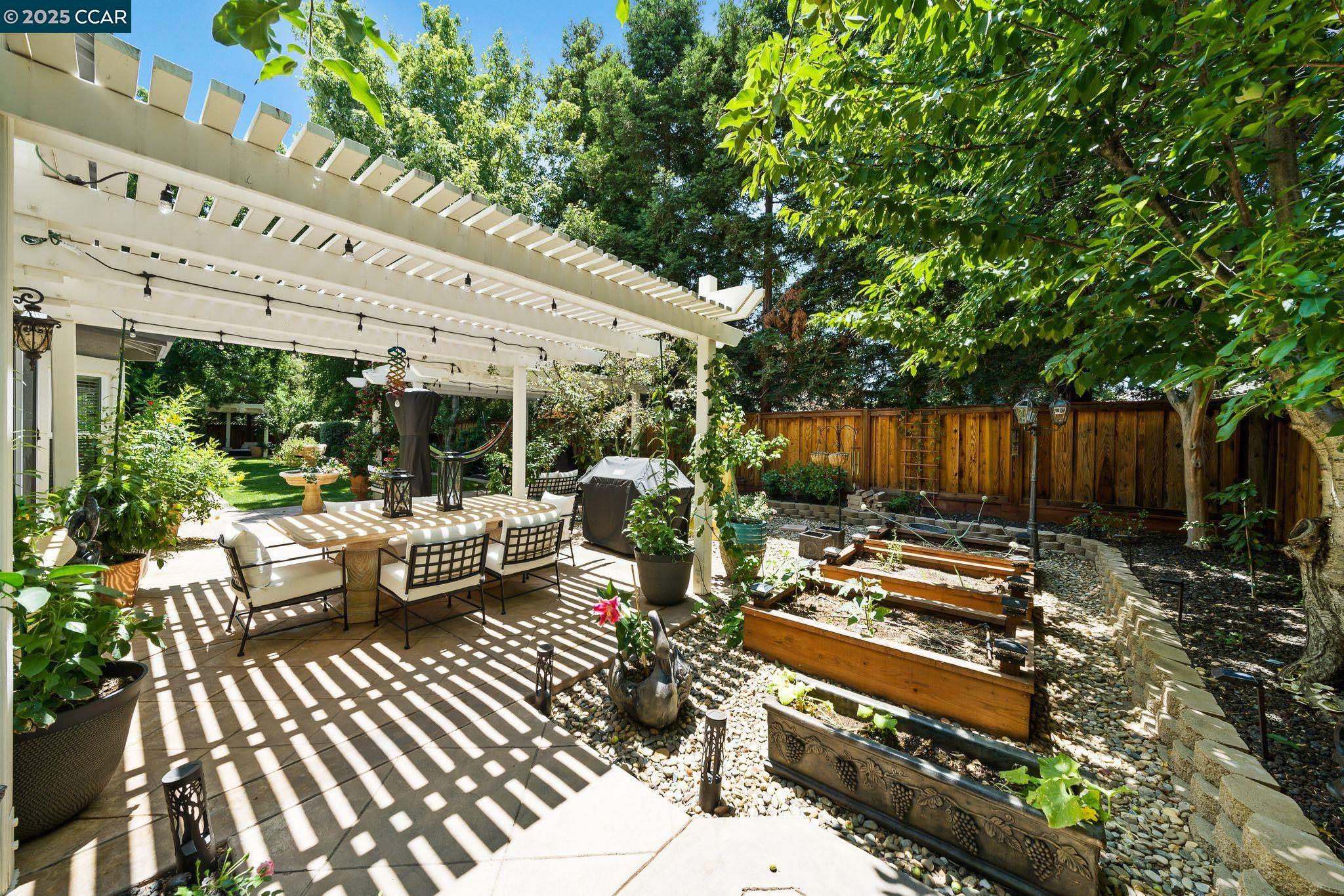 Detail Gallery Image 40 of 50 For 843 Vernazze Ct, Brentwood,  CA 94513 - 5 Beds | 3 Baths