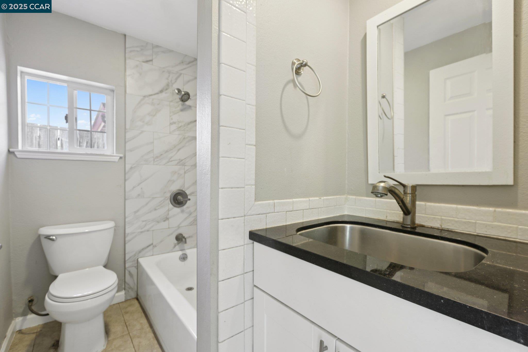 Detail Gallery Image 23 of 50 For 25 Island View Dr, Bay Point,  CA 94565 - 5 Beds | 2 Baths