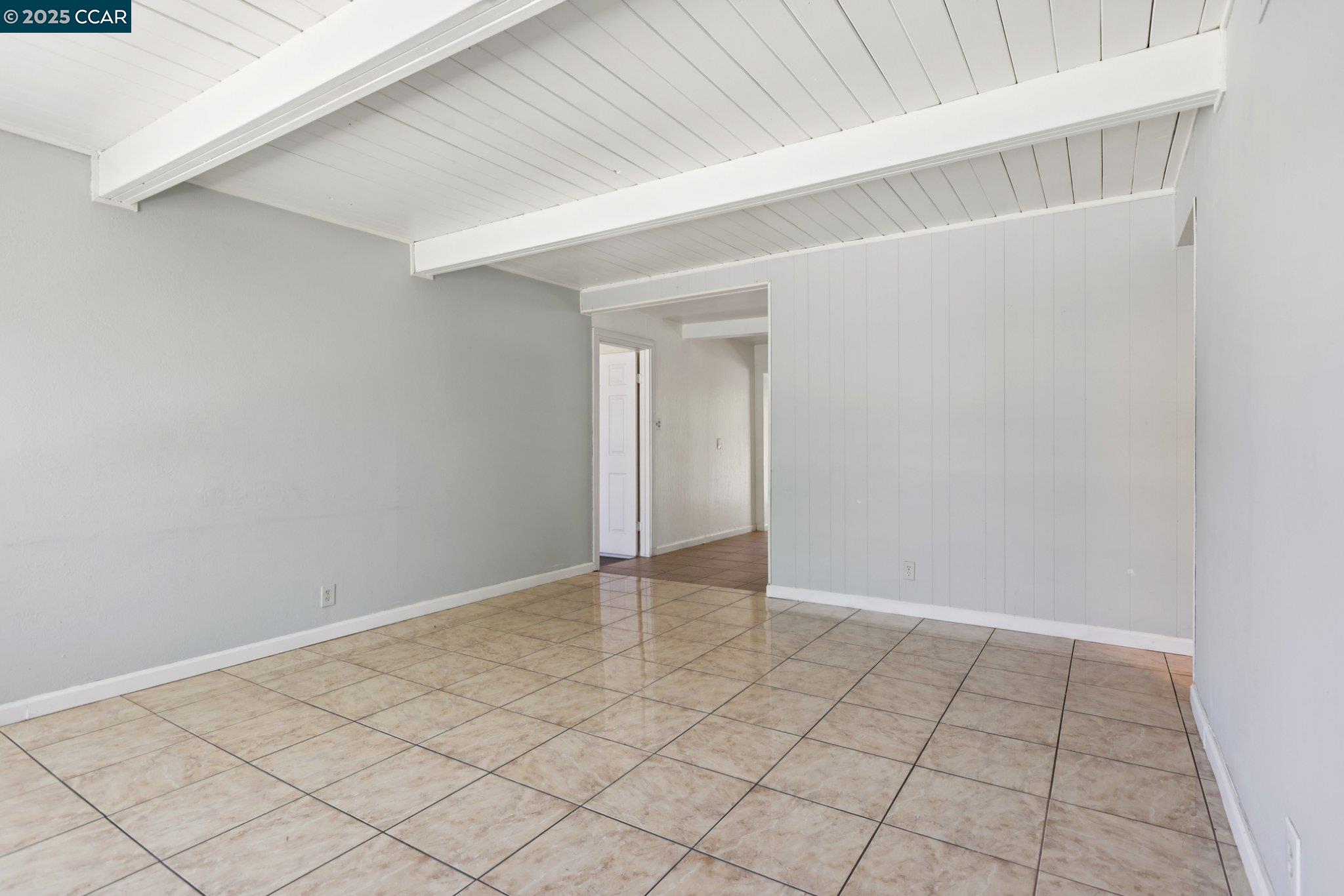 Detail Gallery Image 6 of 50 For 25 Island View Dr, Bay Point,  CA 94565 - 5 Beds | 2 Baths