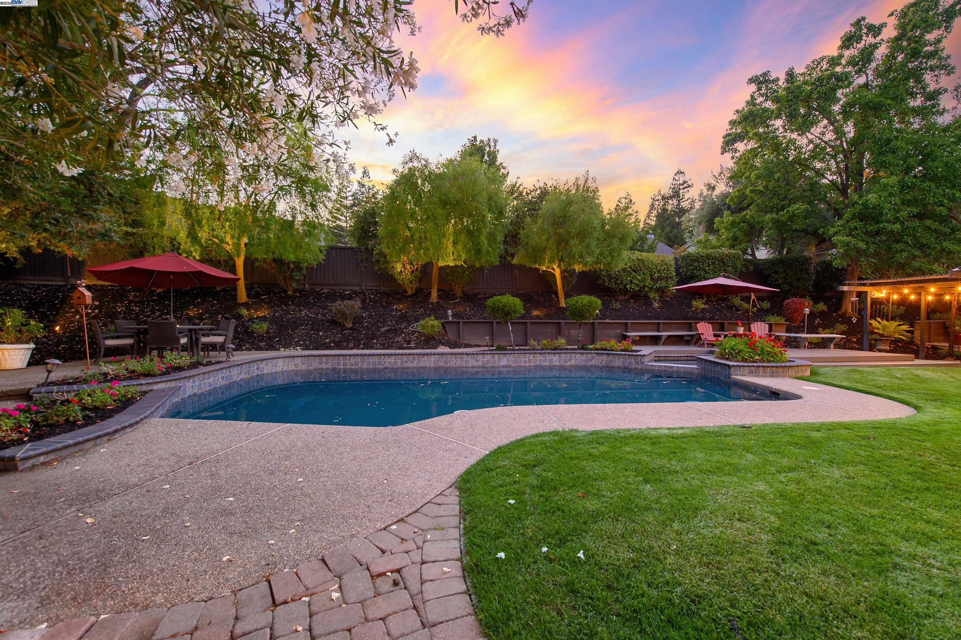 Detail Gallery Image 38 of 57 For 3338 Marsh Hawk Court, Pleasanton,  CA 94588 - 4 Beds | 3 Baths