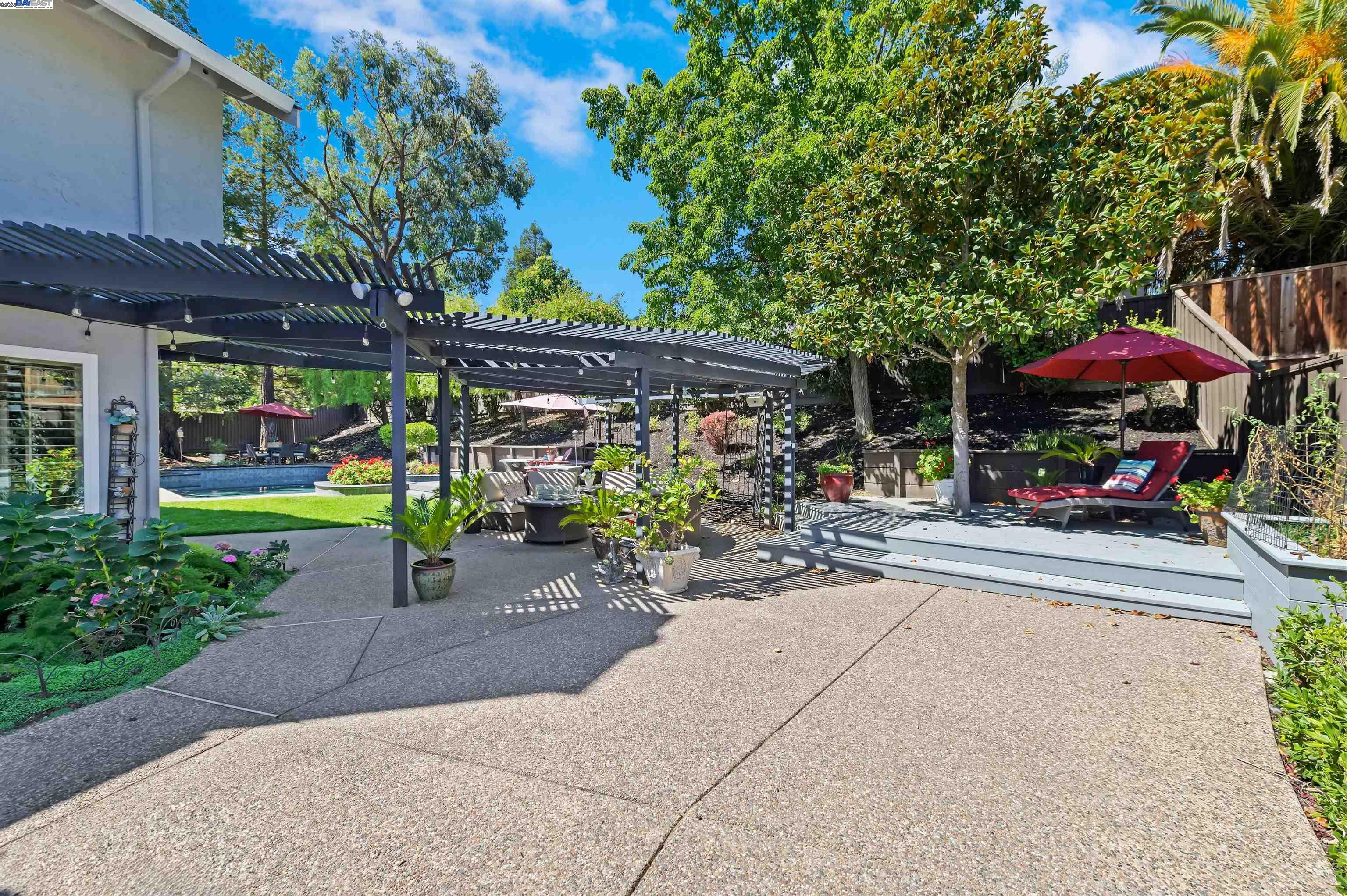 Detail Gallery Image 41 of 57 For 3338 Marsh Hawk Court, Pleasanton,  CA 94588 - 4 Beds | 3 Baths