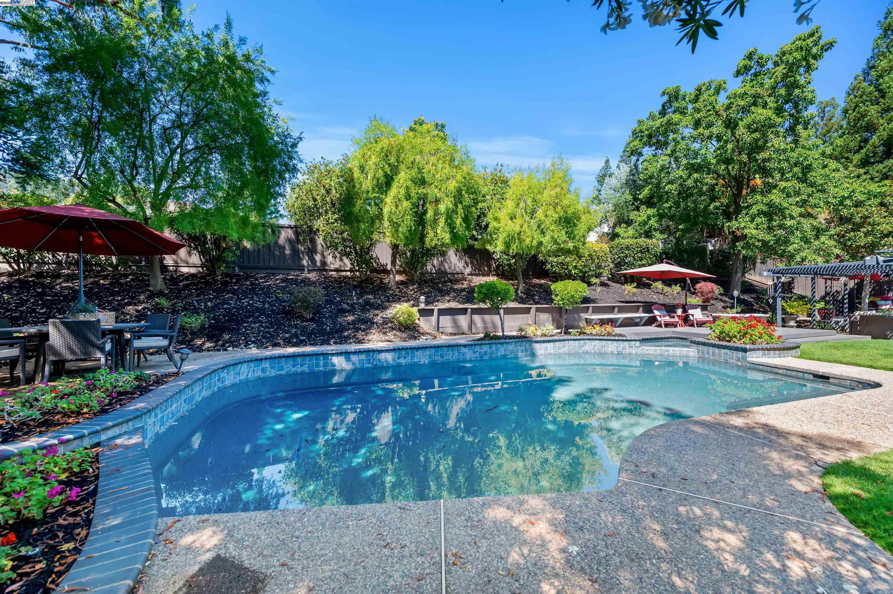 Detail Gallery Image 42 of 57 For 3338 Marsh Hawk Court, Pleasanton,  CA 94588 - 4 Beds | 3 Baths