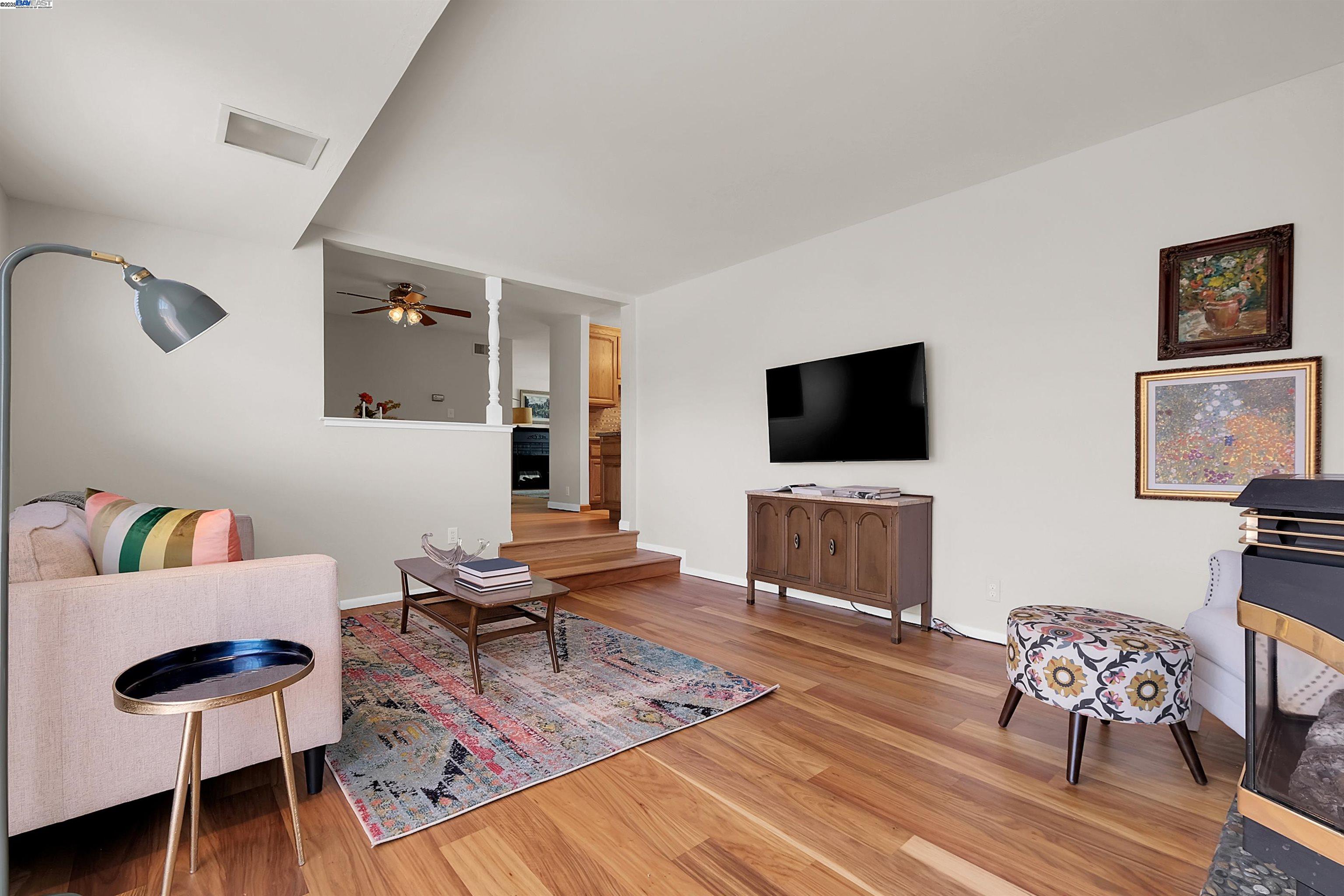 Detail Gallery Image 18 of 40 For 1338 via La Paloma, San Lorenzo,  CA 94580 - 4 Beds | 2 Baths