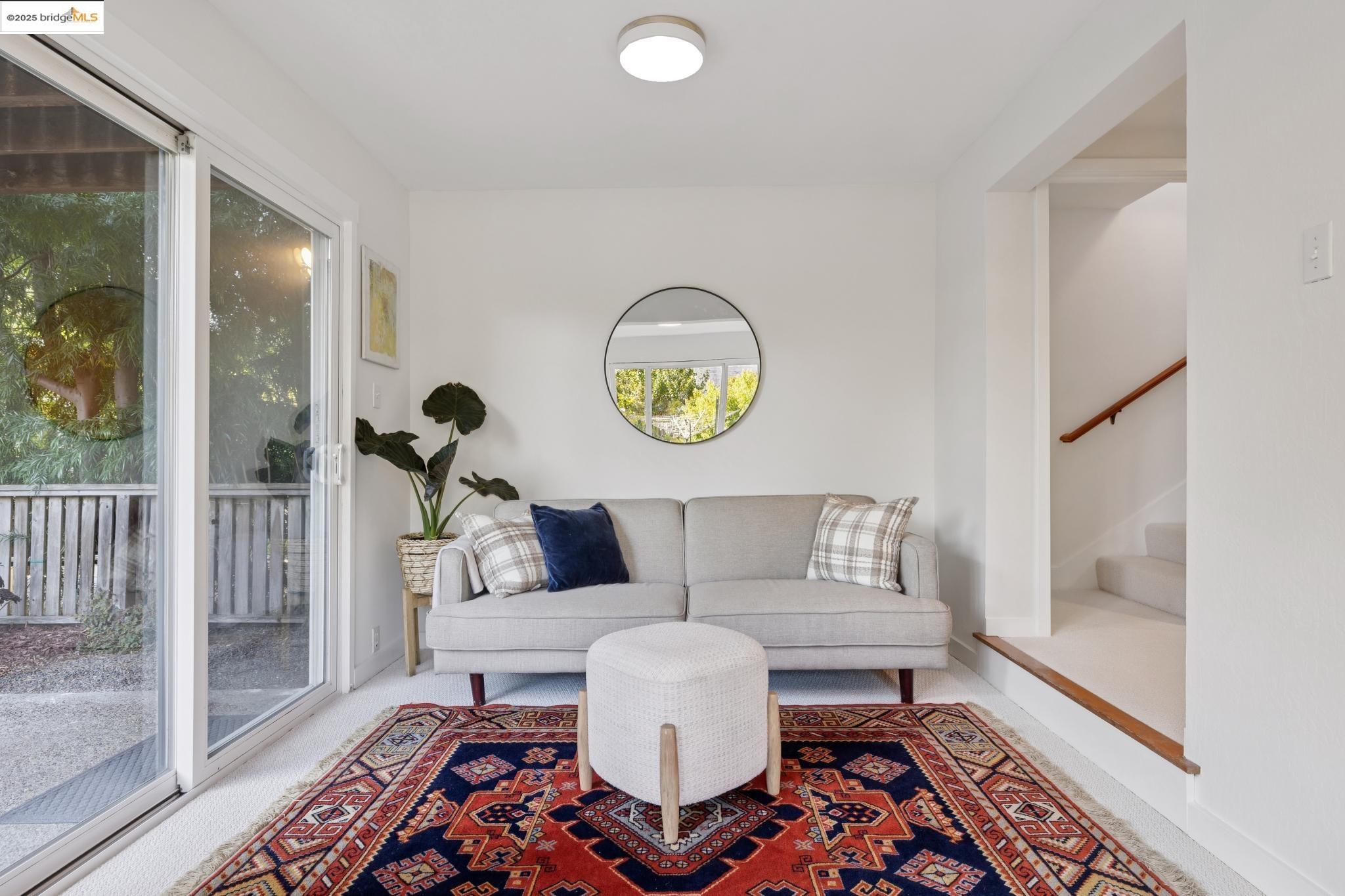 Detail Gallery Image 27 of 59 For 1622 Belvedere Ave, Berkeley,  CA 94702 - 2 Beds | 2/1 Baths