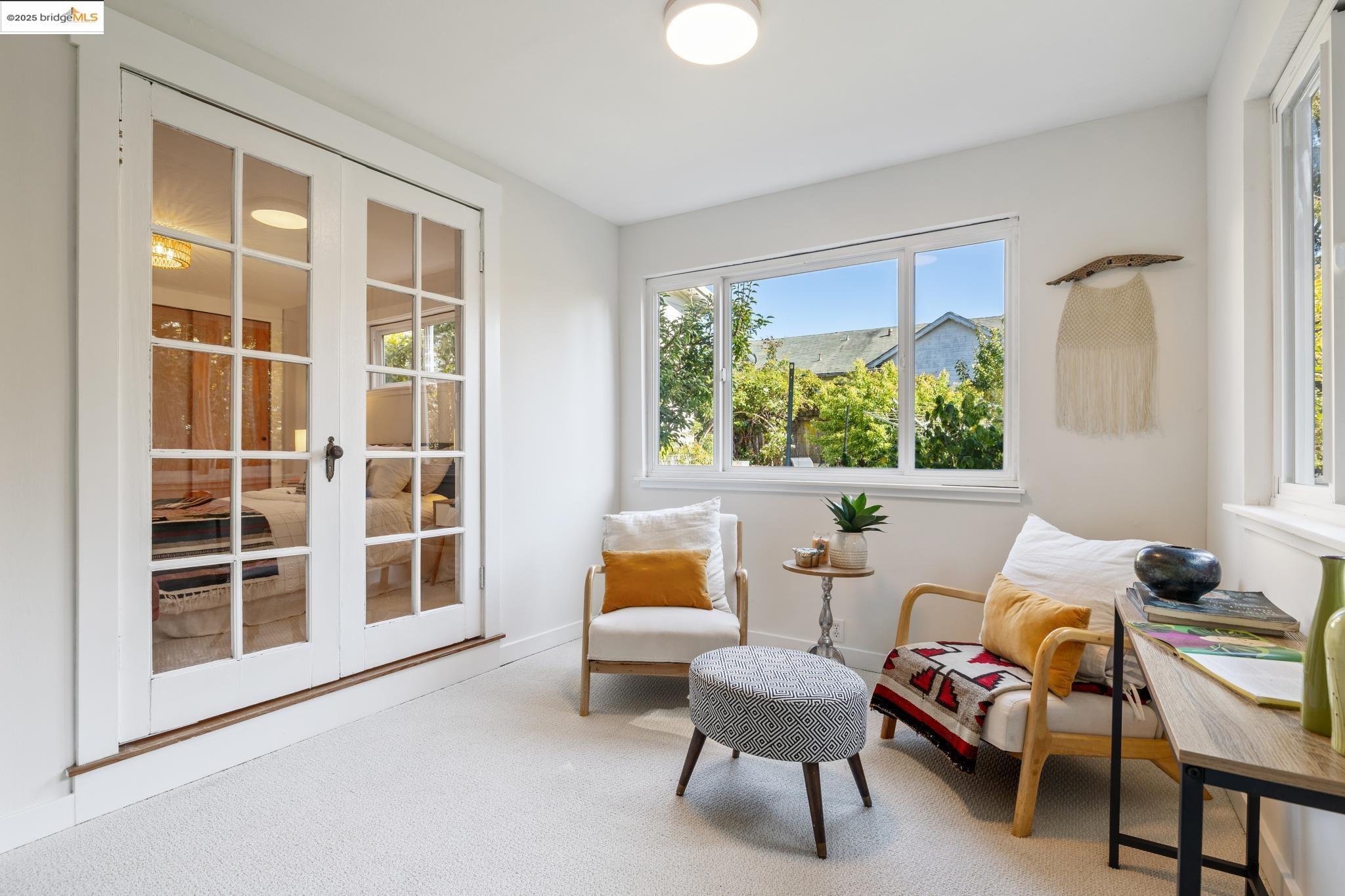 Detail Gallery Image 29 of 59 For 1622 Belvedere Ave, Berkeley,  CA 94702 - 2 Beds | 2/1 Baths