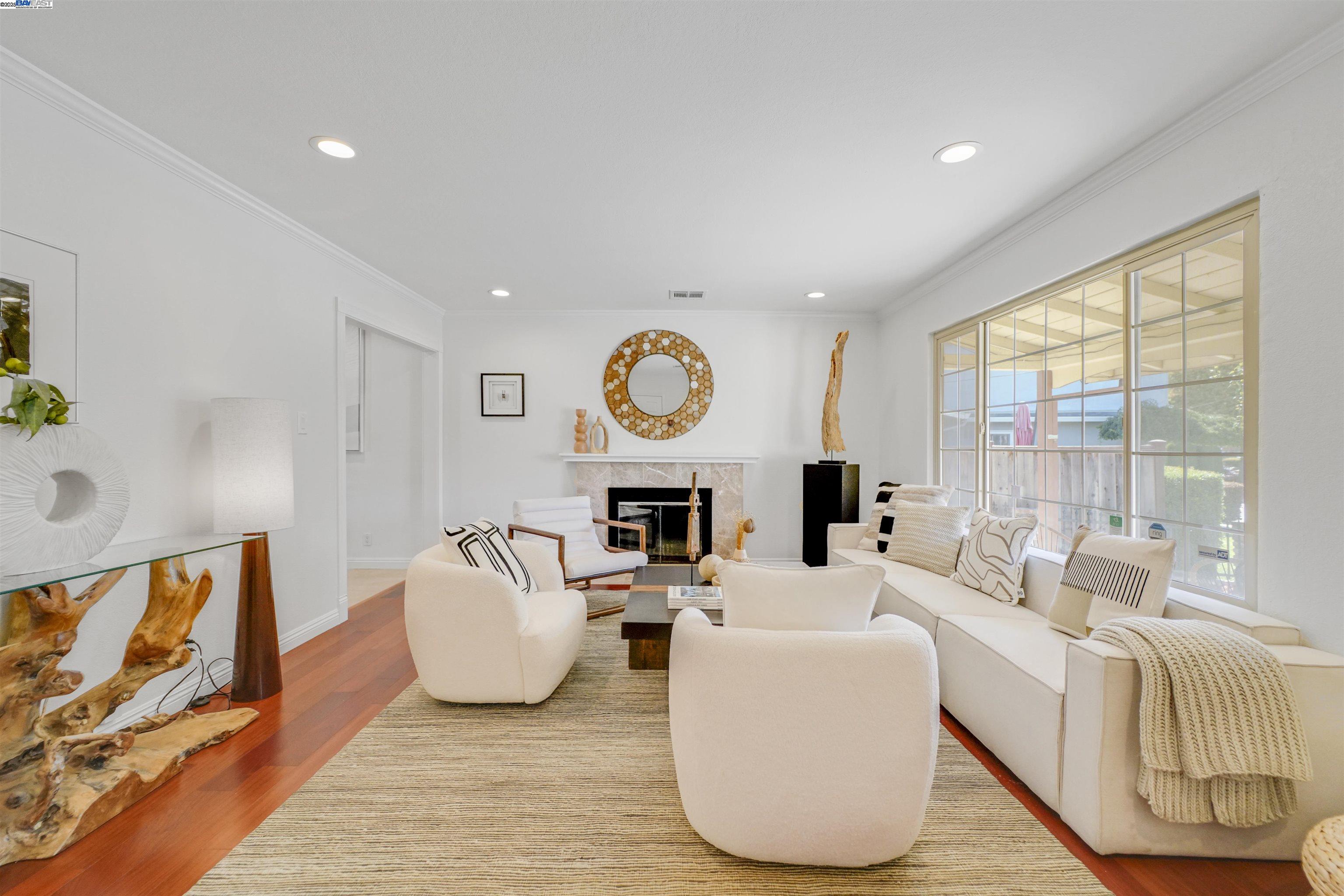 Detail Gallery Image 12 of 60 For 35922 Rosewood Dr, Newark,  CA 94560 - 3 Beds | 2 Baths
