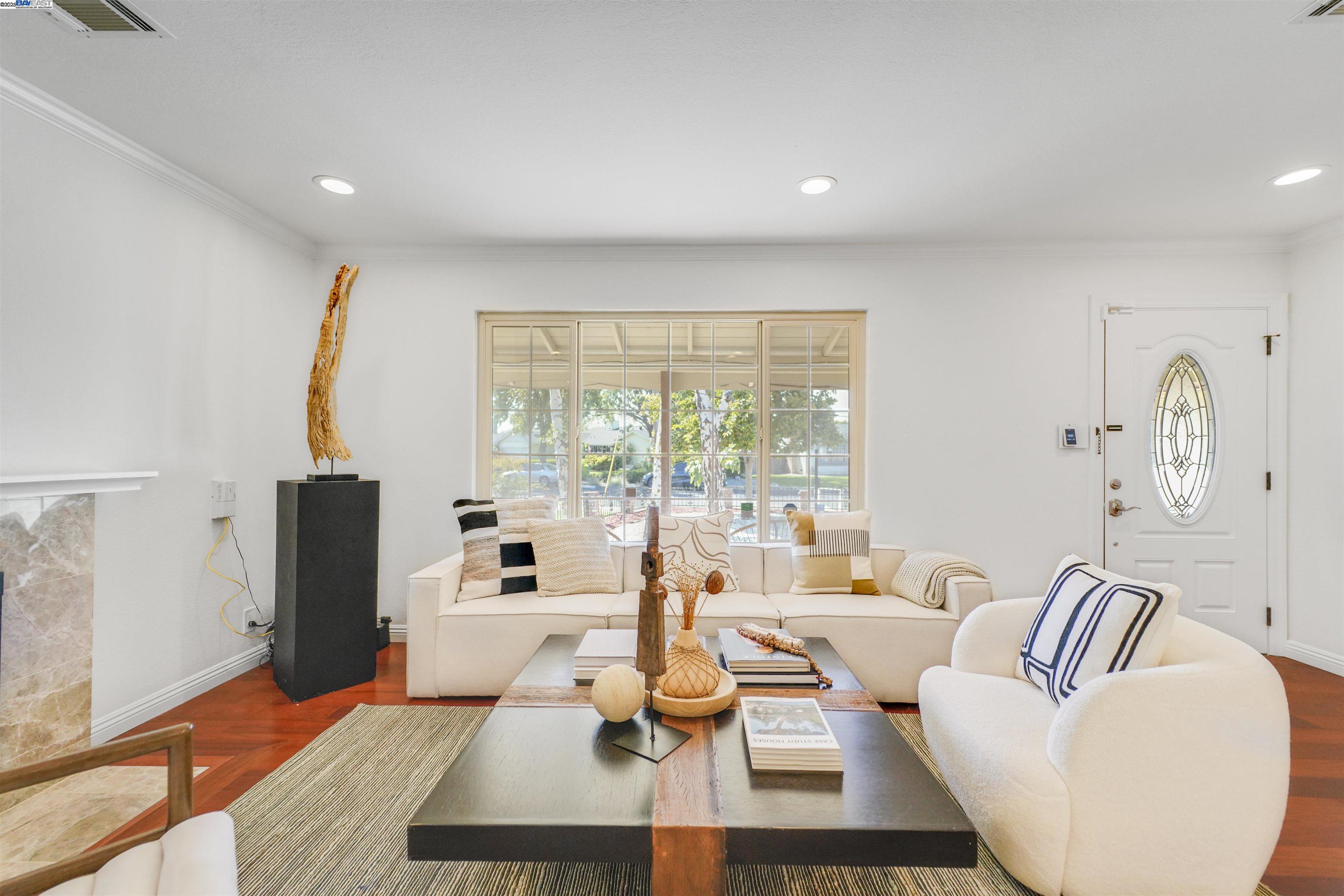 Detail Gallery Image 14 of 60 For 35922 Rosewood Dr, Newark,  CA 94560 - 3 Beds | 2 Baths