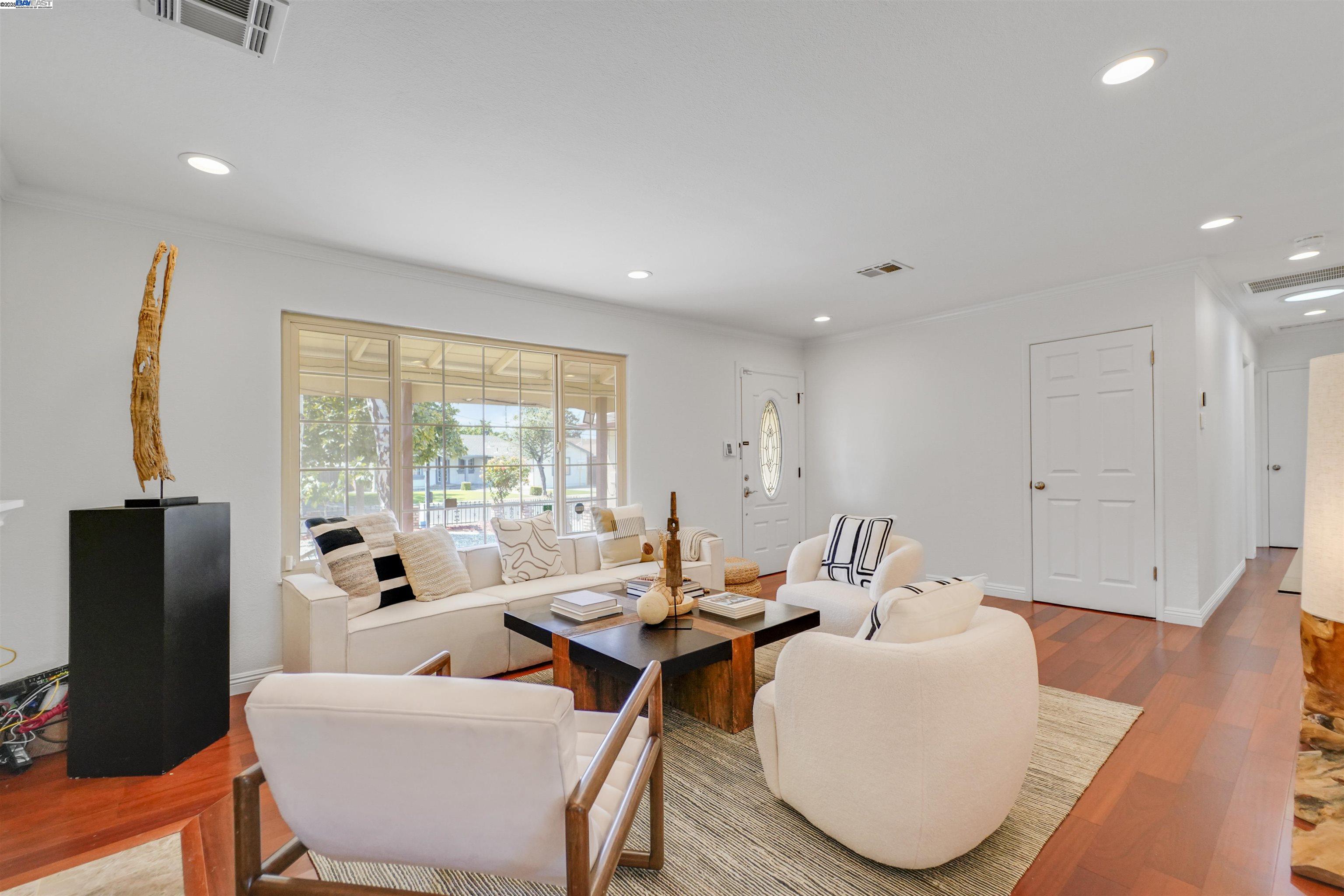 Detail Gallery Image 16 of 60 For 35922 Rosewood Dr, Newark,  CA 94560 - 3 Beds | 2 Baths