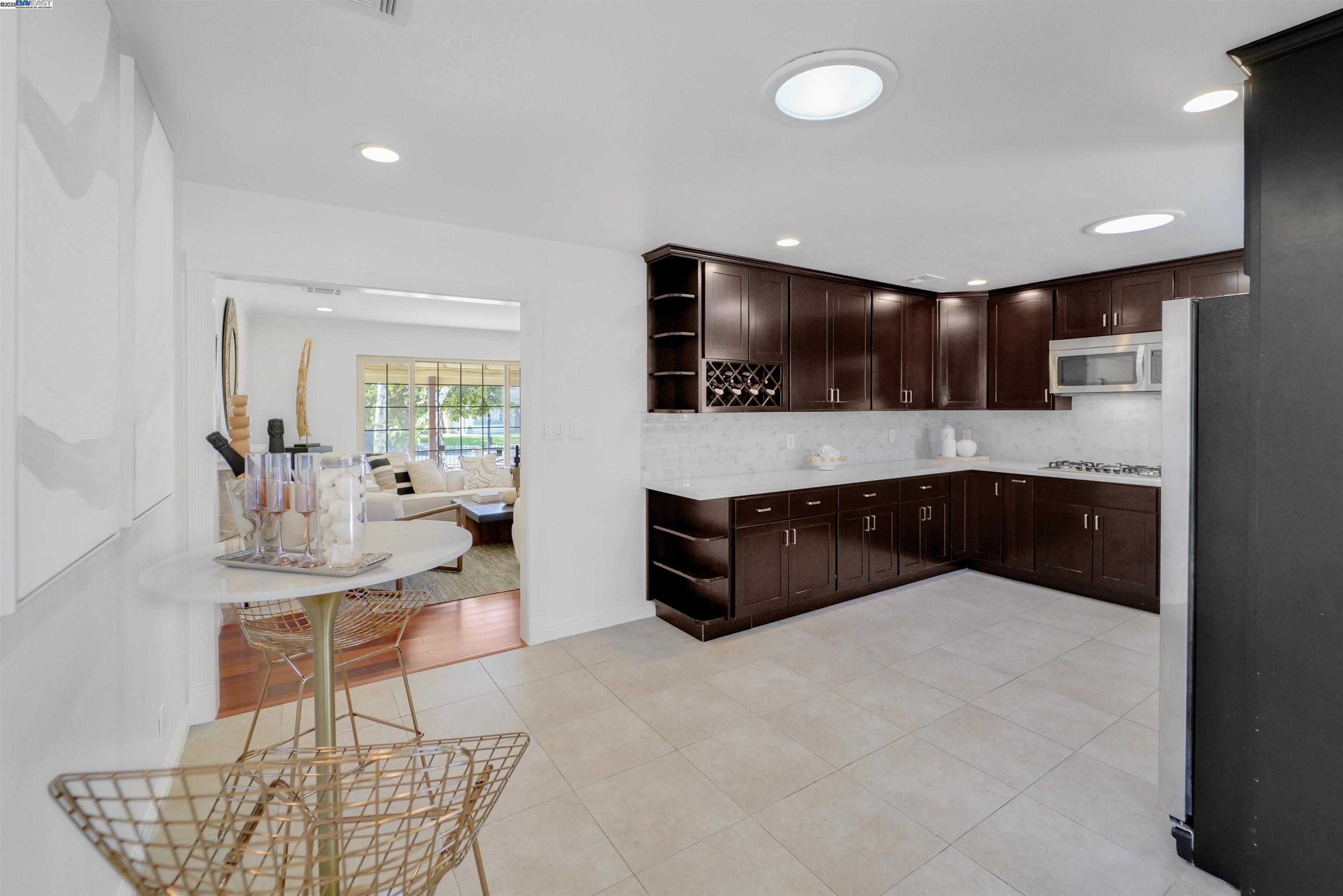 Detail Gallery Image 28 of 60 For 35922 Rosewood Dr, Newark,  CA 94560 - 3 Beds | 2 Baths