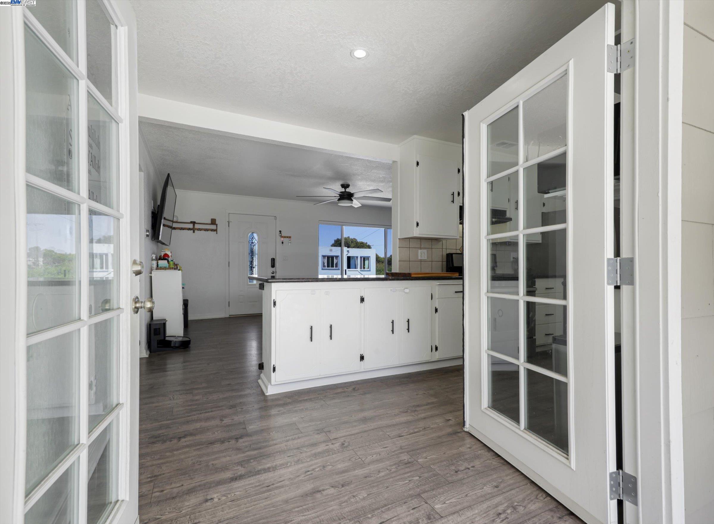 Detail Gallery Image 15 of 37 For 1343 Sixth Street, Rodeo,  CA 94572 - 2 Beds | 1 Baths