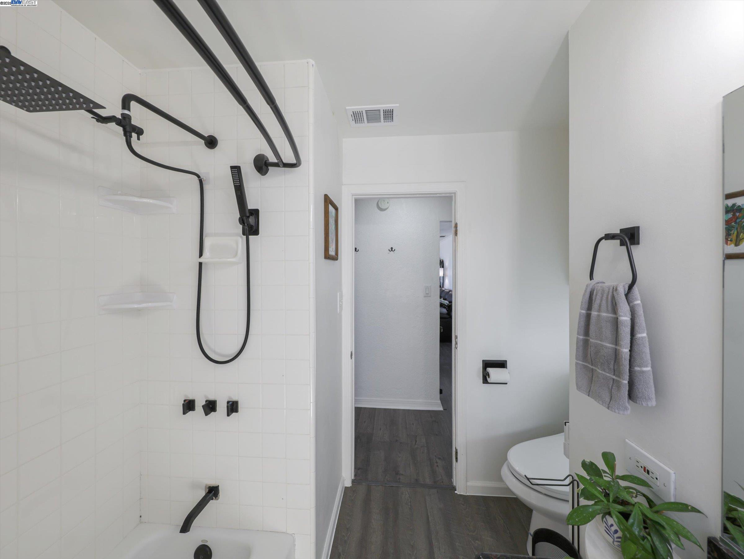 Detail Gallery Image 24 of 37 For 1343 Sixth Street, Rodeo,  CA 94572 - 2 Beds | 1 Baths