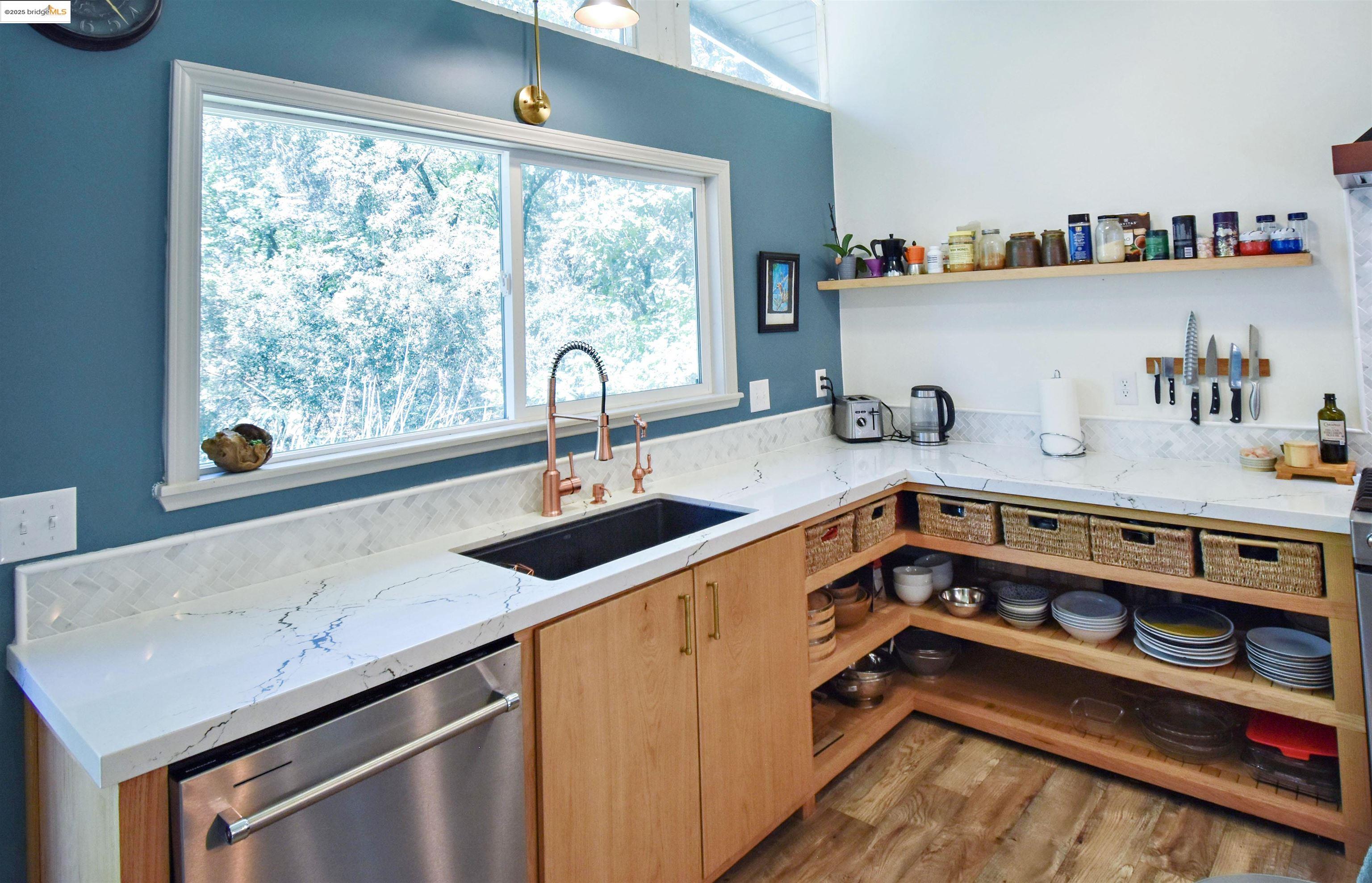 Detail Gallery Image 13 of 54 For 21754 Ferrari Rd, Sonora,  CA 95370 - 3 Beds | 2 Baths