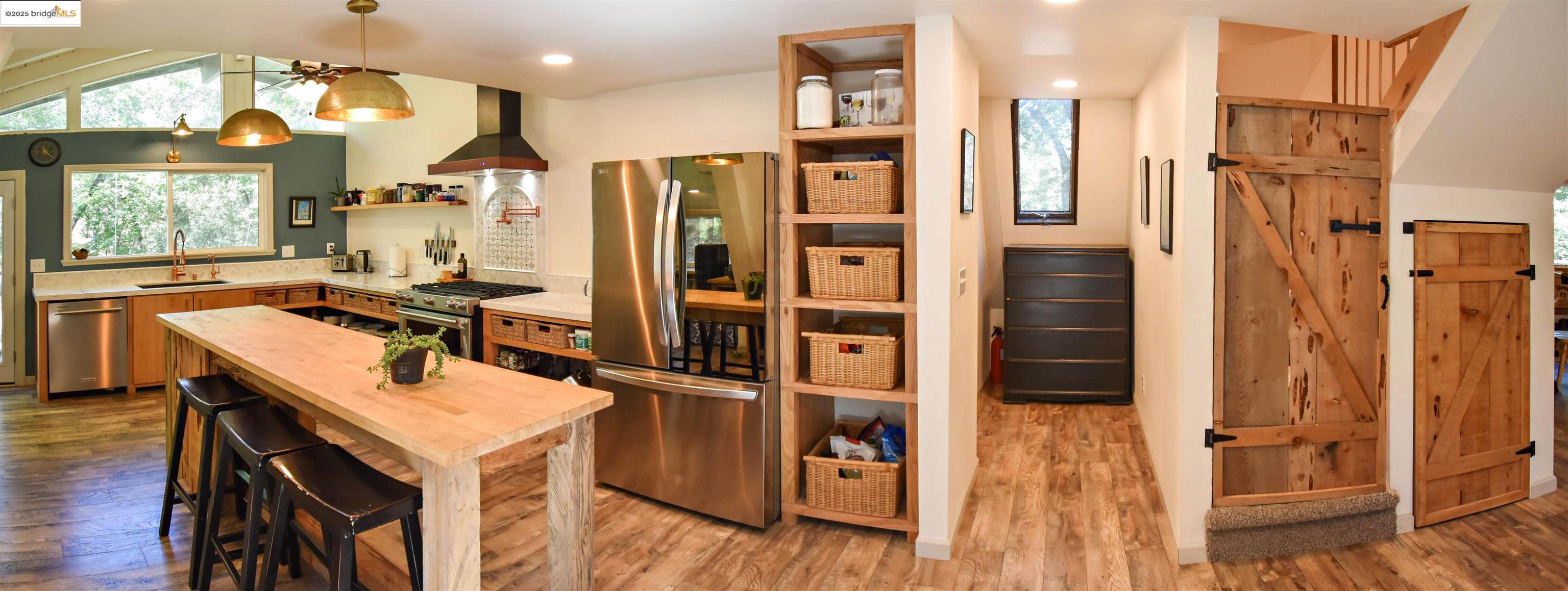 Detail Gallery Image 8 of 54 For 21754 Ferrari Rd, Sonora,  CA 95370 - 3 Beds | 2 Baths