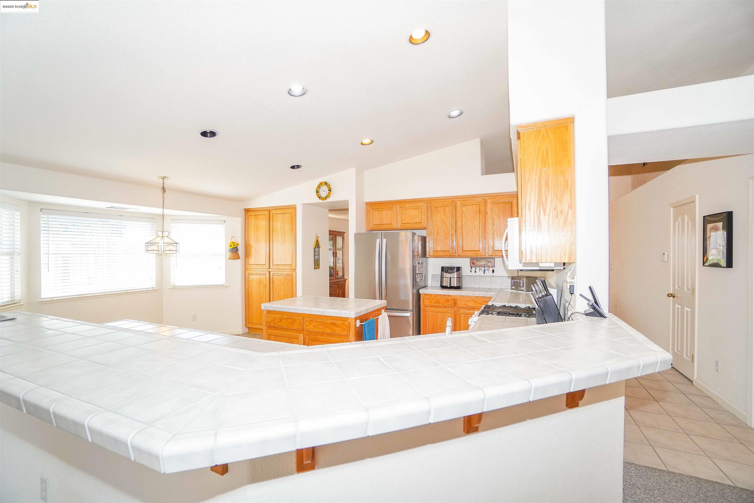 Detail Gallery Image 19 of 42 For 5402 Navajo Ct, Antioch,  CA 94531 - 4 Beds | 2/1 Baths