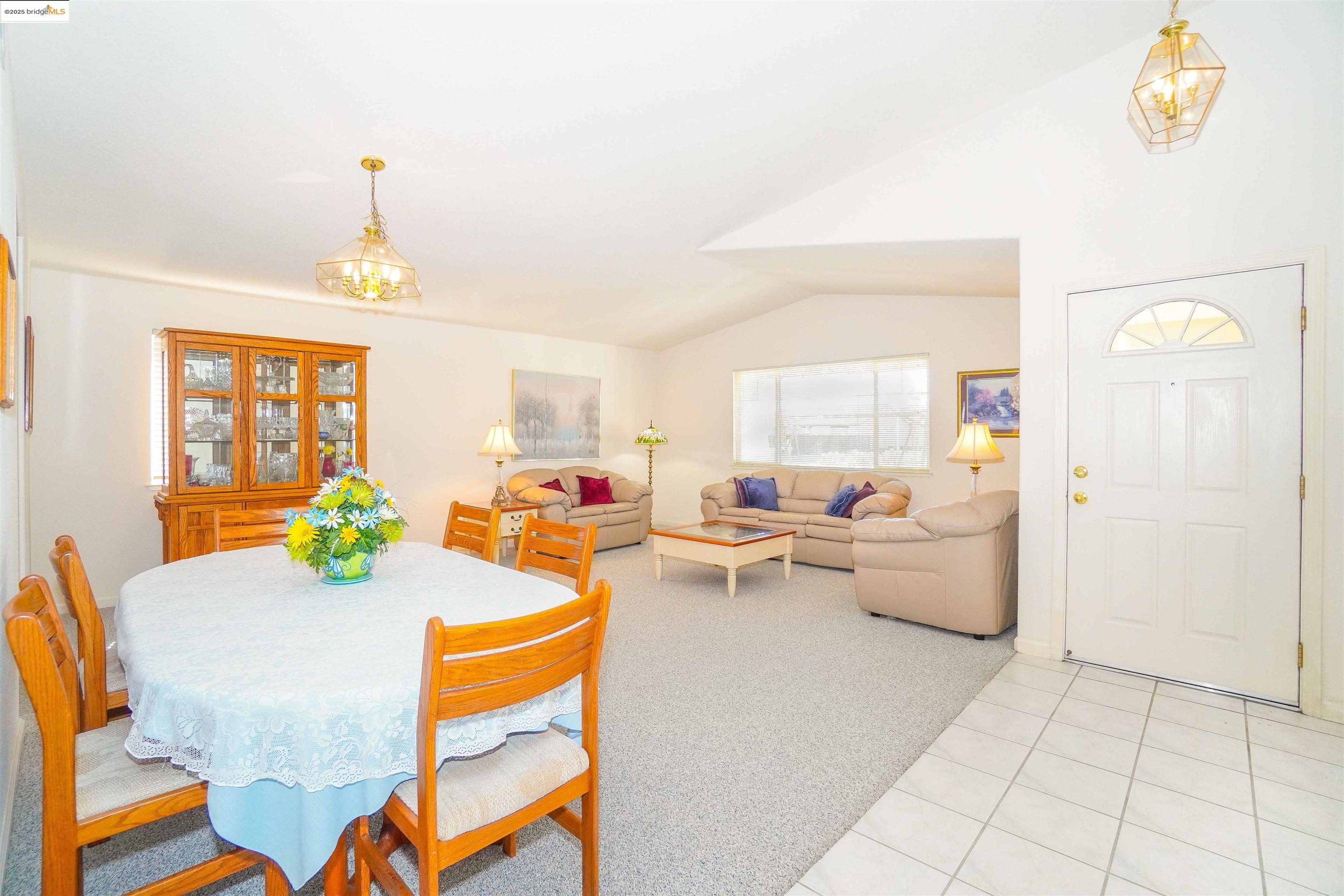 Detail Gallery Image 6 of 42 For 5402 Navajo Ct, Antioch,  CA 94531 - 4 Beds | 2/1 Baths