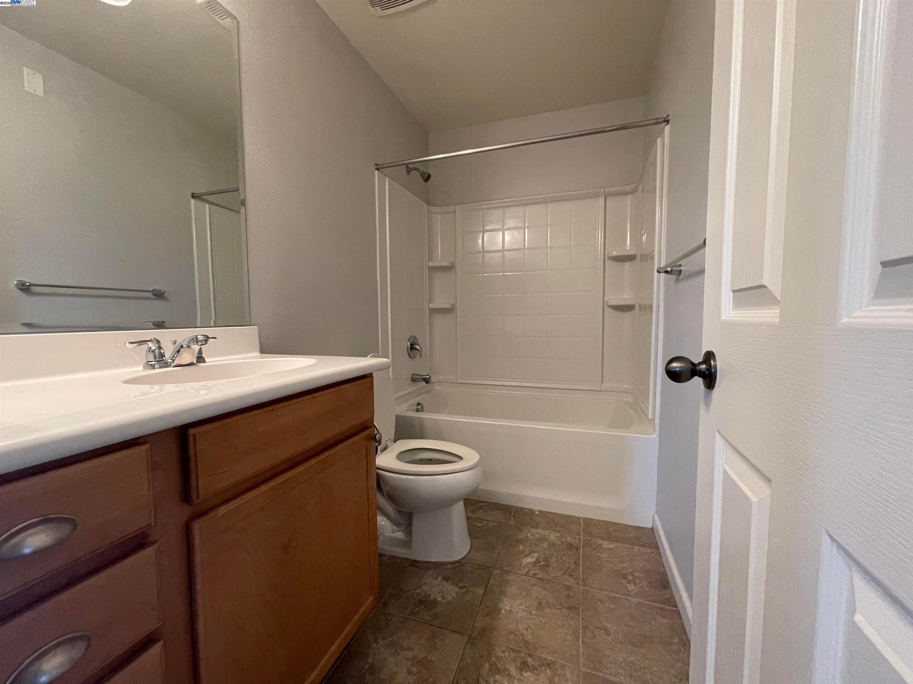Detail Gallery Image 13 of 16 For 4704 Norris Canyon Rd #206,  San Ramon,  CA 94583 - 3 Beds | 2 Baths