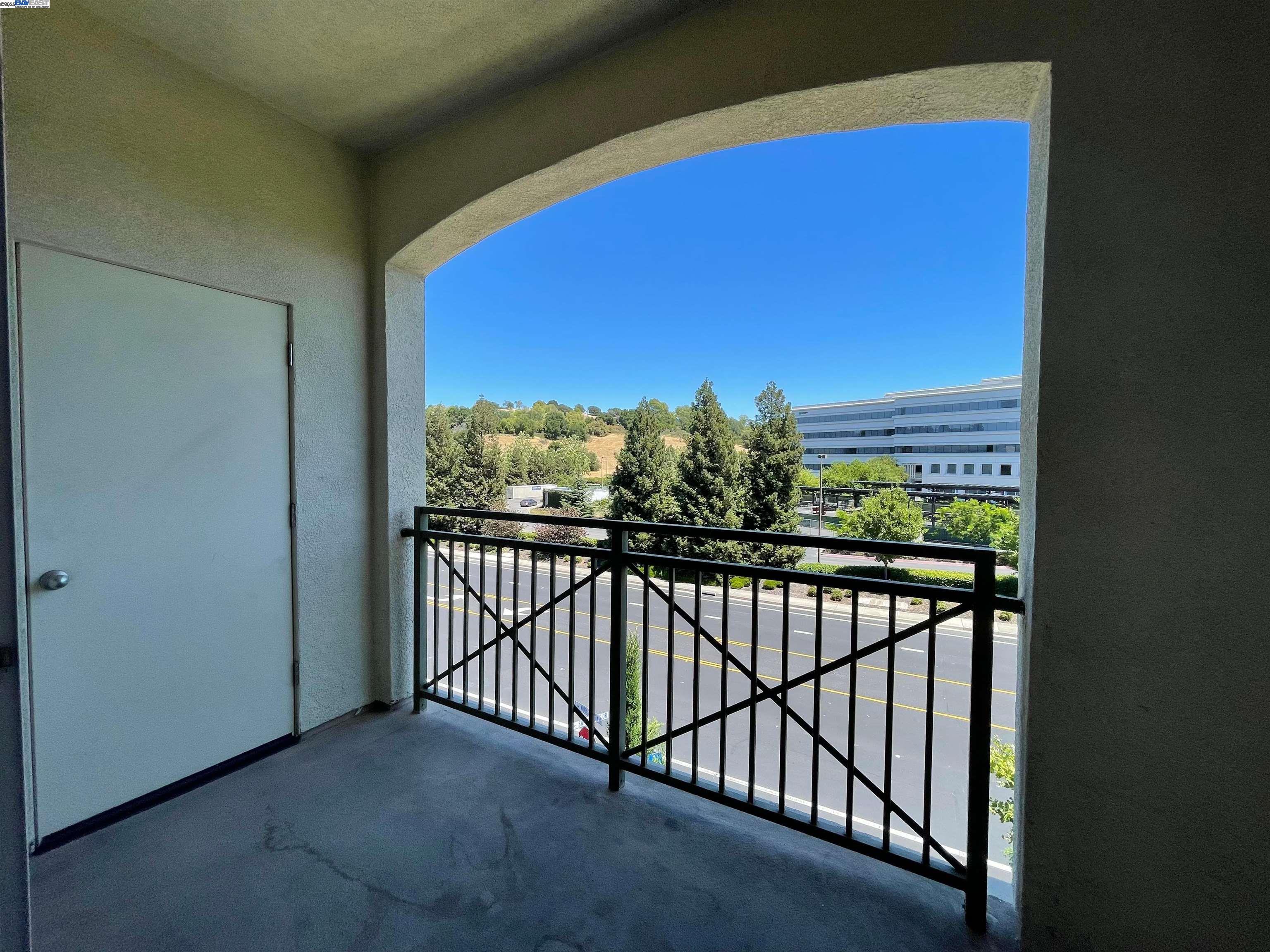 Detail Gallery Image 15 of 16 For 4704 Norris Canyon Rd #206,  San Ramon,  CA 94583 - 3 Beds | 2 Baths