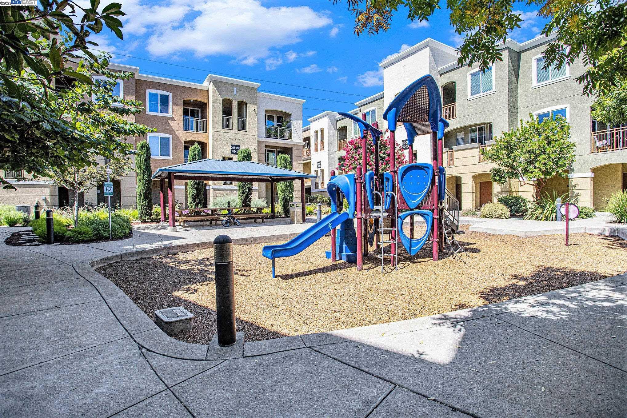 Detail Gallery Image 24 of 25 For 4704 Norris Canyon Rd #206,  San Ramon,  CA 94583 - 3 Beds | 2 Baths