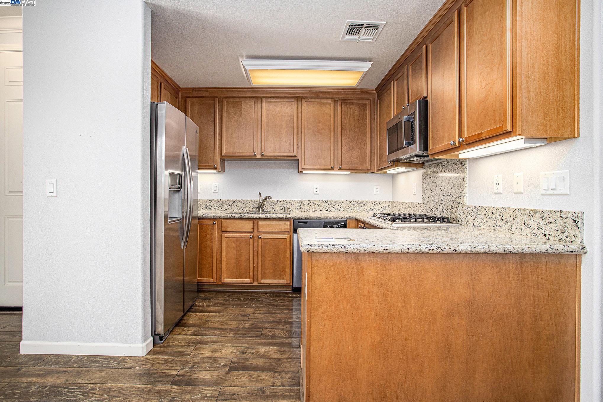 Detail Gallery Image 7 of 25 For 4704 Norris Canyon Rd #206,  San Ramon,  CA 94583 - 3 Beds | 2 Baths
