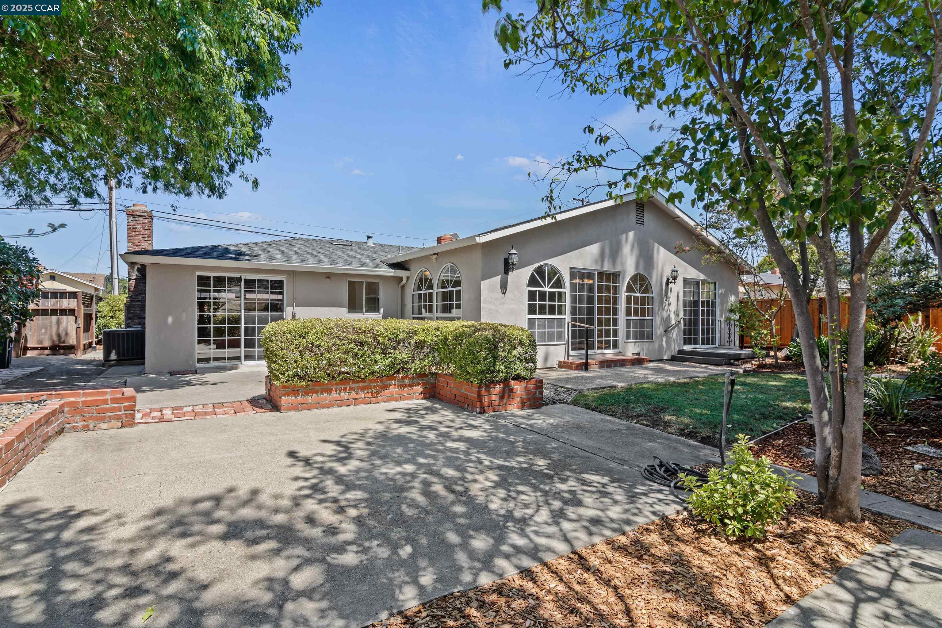 Detail Gallery Image 12 of 28 For 701 Putnam St, Antioch,  CA 94509 - 3 Beds | 2 Baths