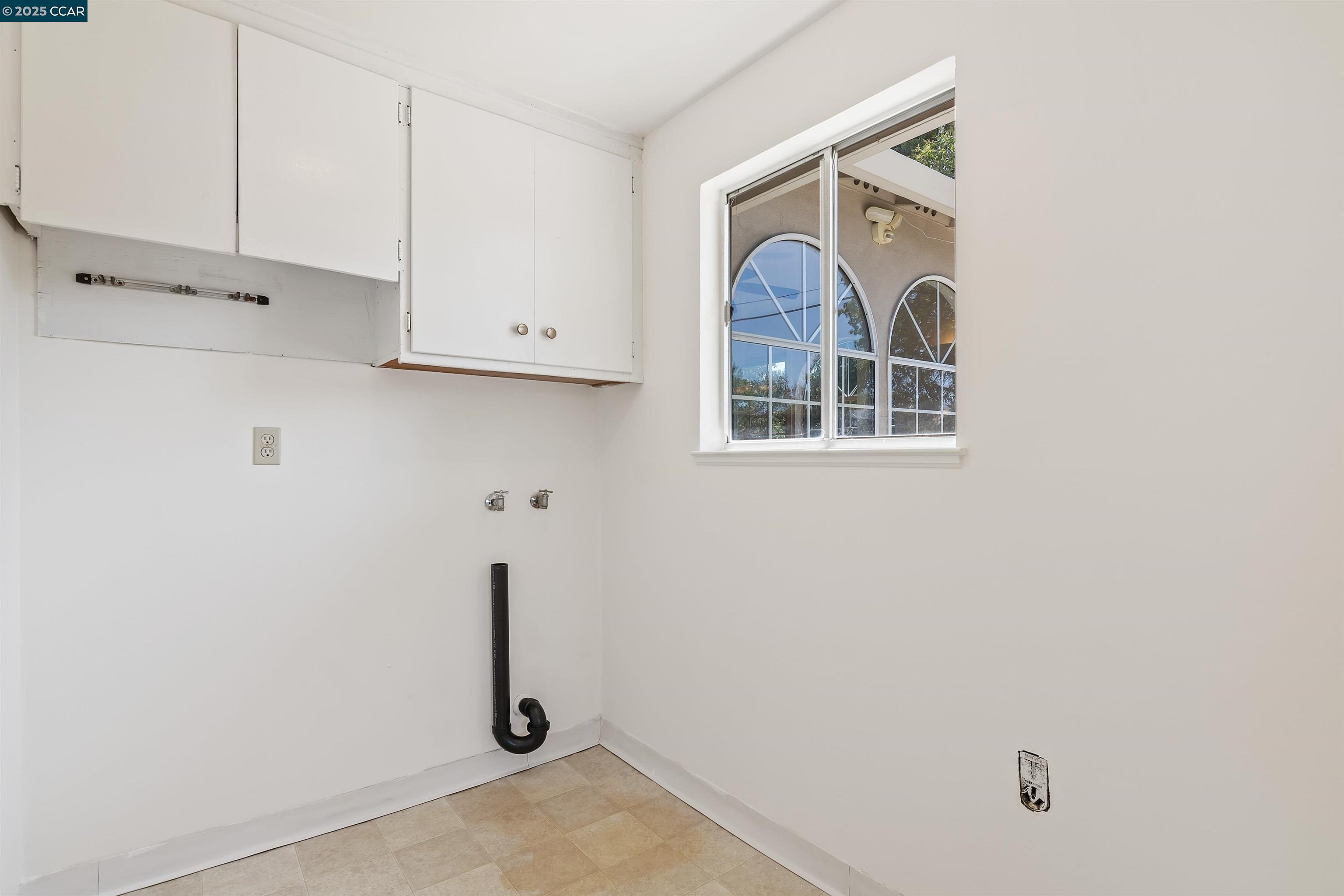 Detail Gallery Image 25 of 28 For 701 Putnam St, Antioch,  CA 94509 - 3 Beds | 2 Baths