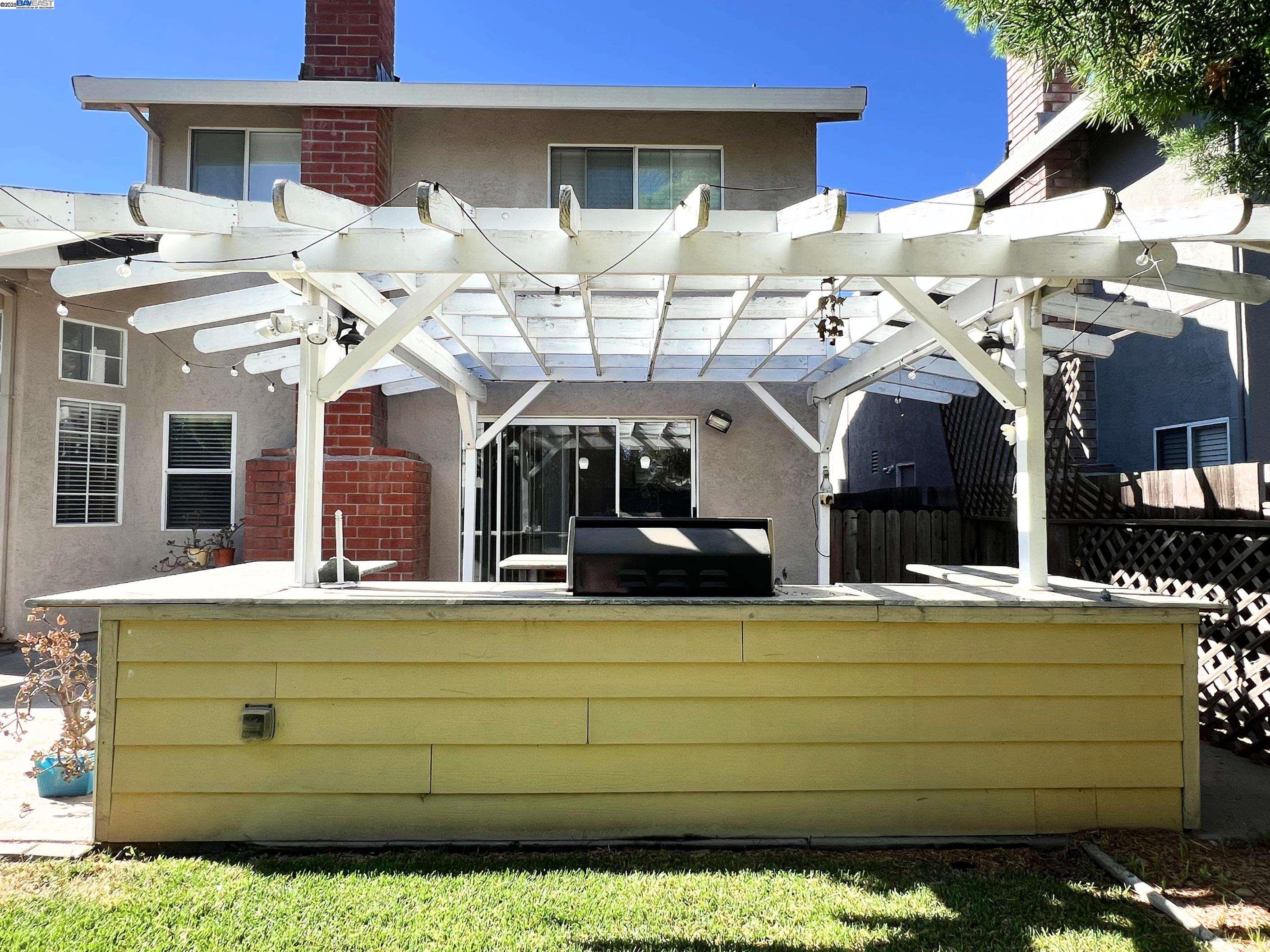 Detail Gallery Image 27 of 51 For 85 Phillips Ct, Tracy,  CA 95376 - 3 Beds | 2/1 Baths