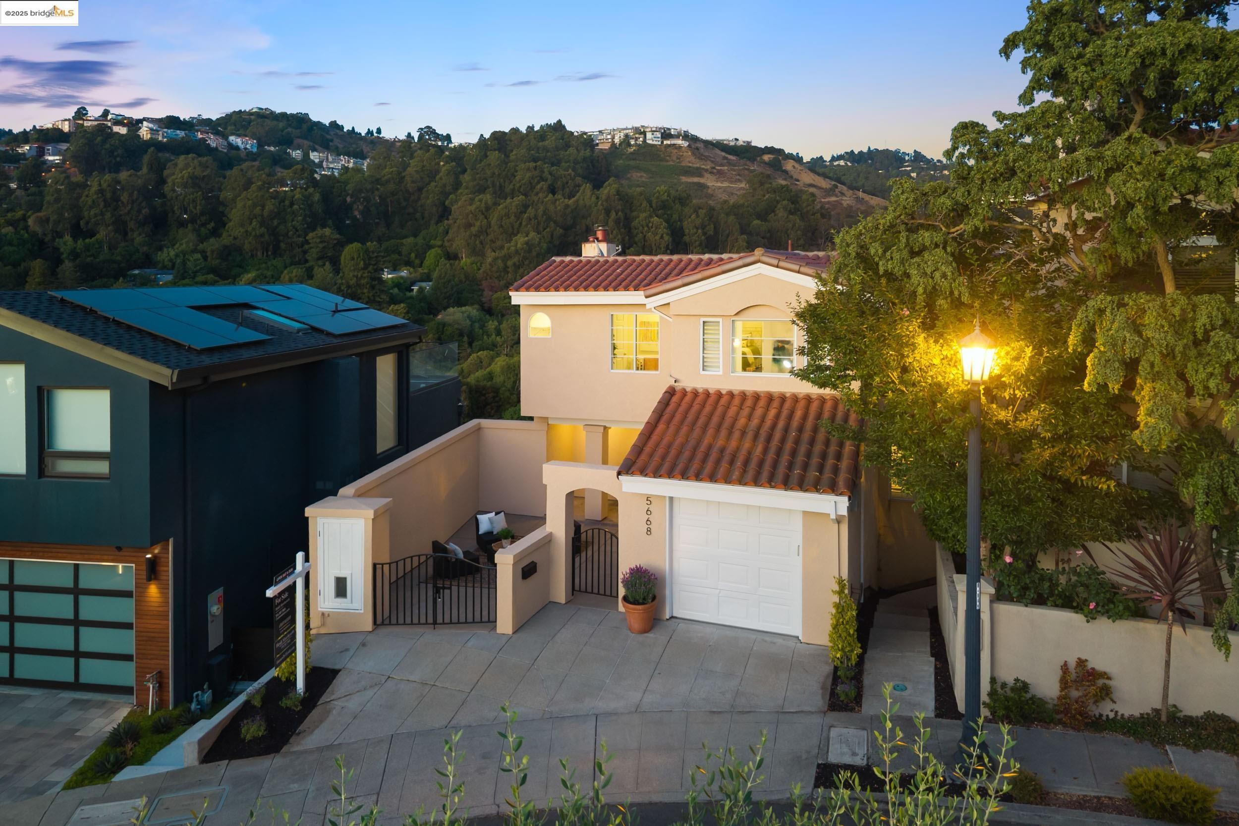 Detail Gallery Image 26 of 29 For 5668 Buena Vista Ave, Oakland,  CA 94618 - 3 Beds | 2/1 Baths