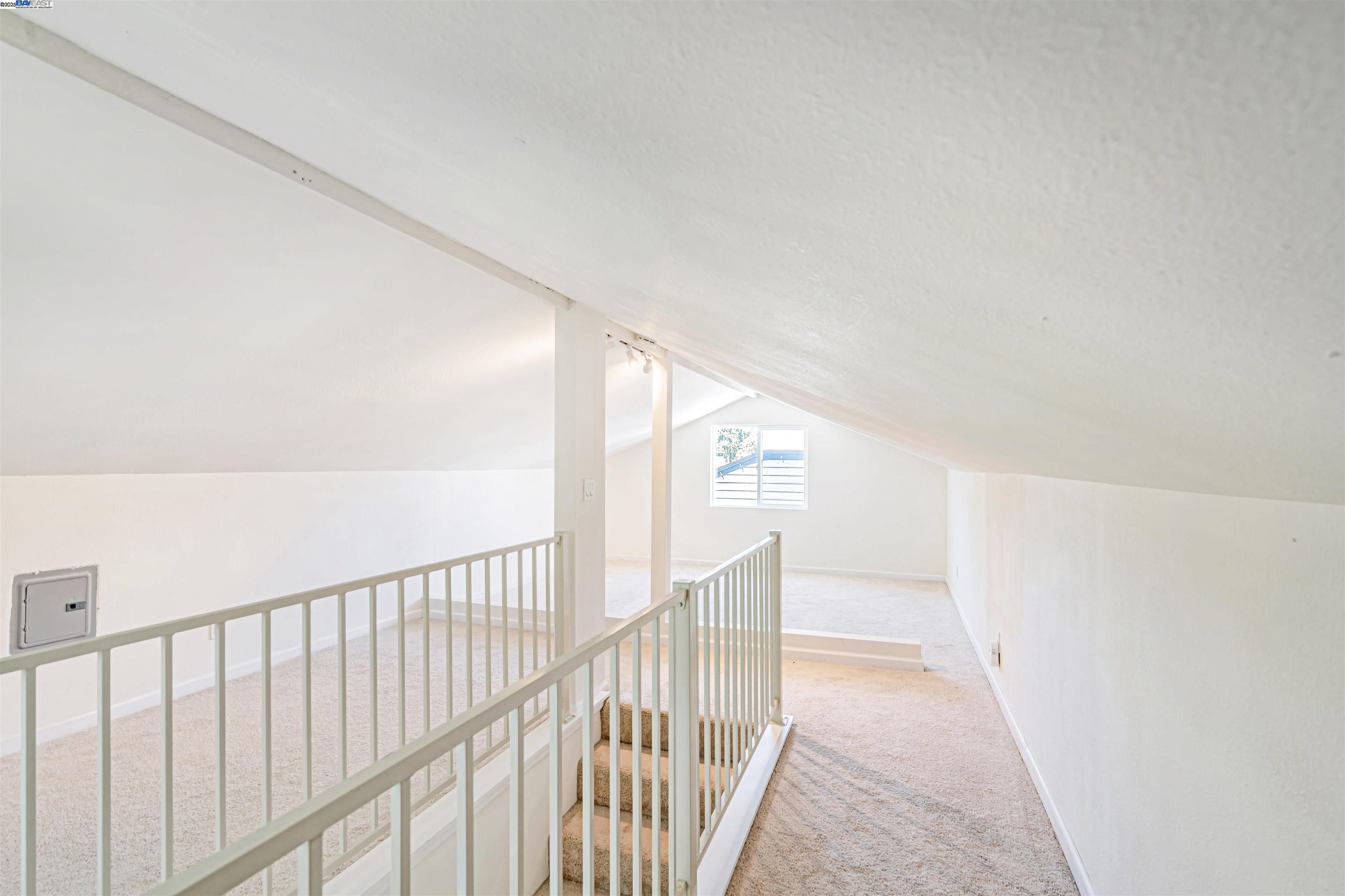 Detail Gallery Image 15 of 48 For 24576 Oneil Ave, Hayward,  CA 94544 - 3 Beds | 2 Baths