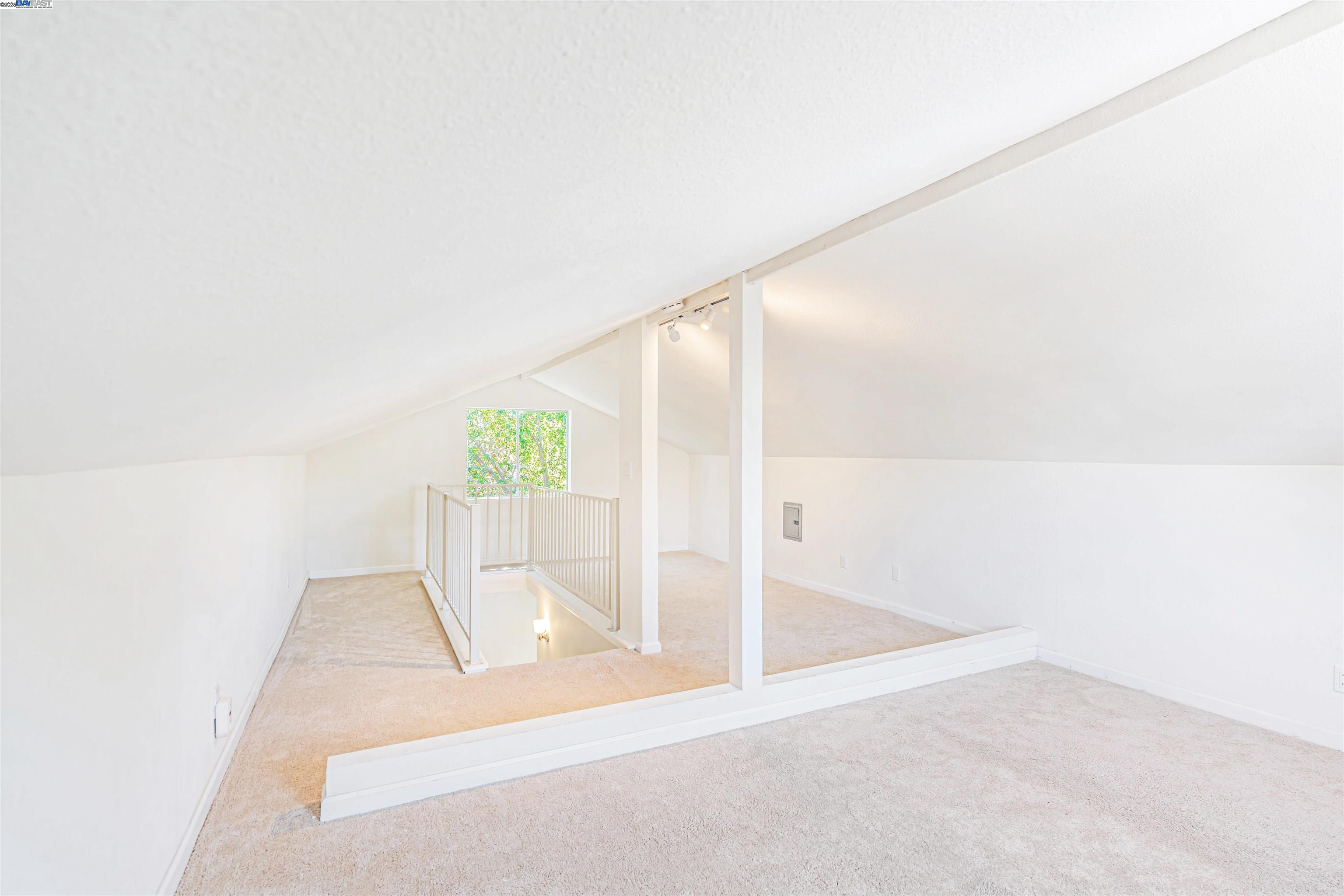 Detail Gallery Image 16 of 48 For 24576 Oneil Ave, Hayward,  CA 94544 - 3 Beds | 2 Baths