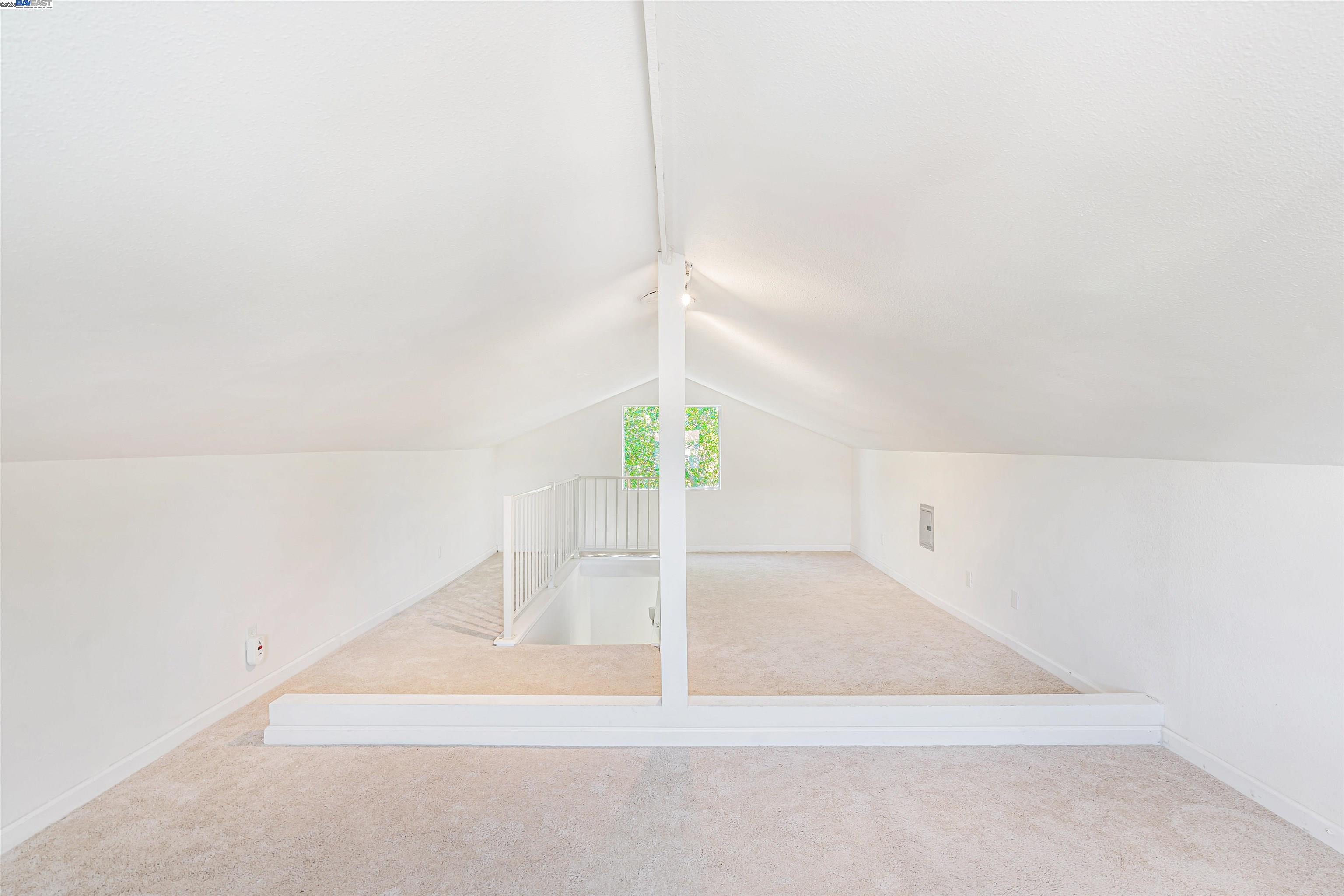 Detail Gallery Image 20 of 48 For 24576 Oneil Ave, Hayward,  CA 94544 - 3 Beds | 2 Baths