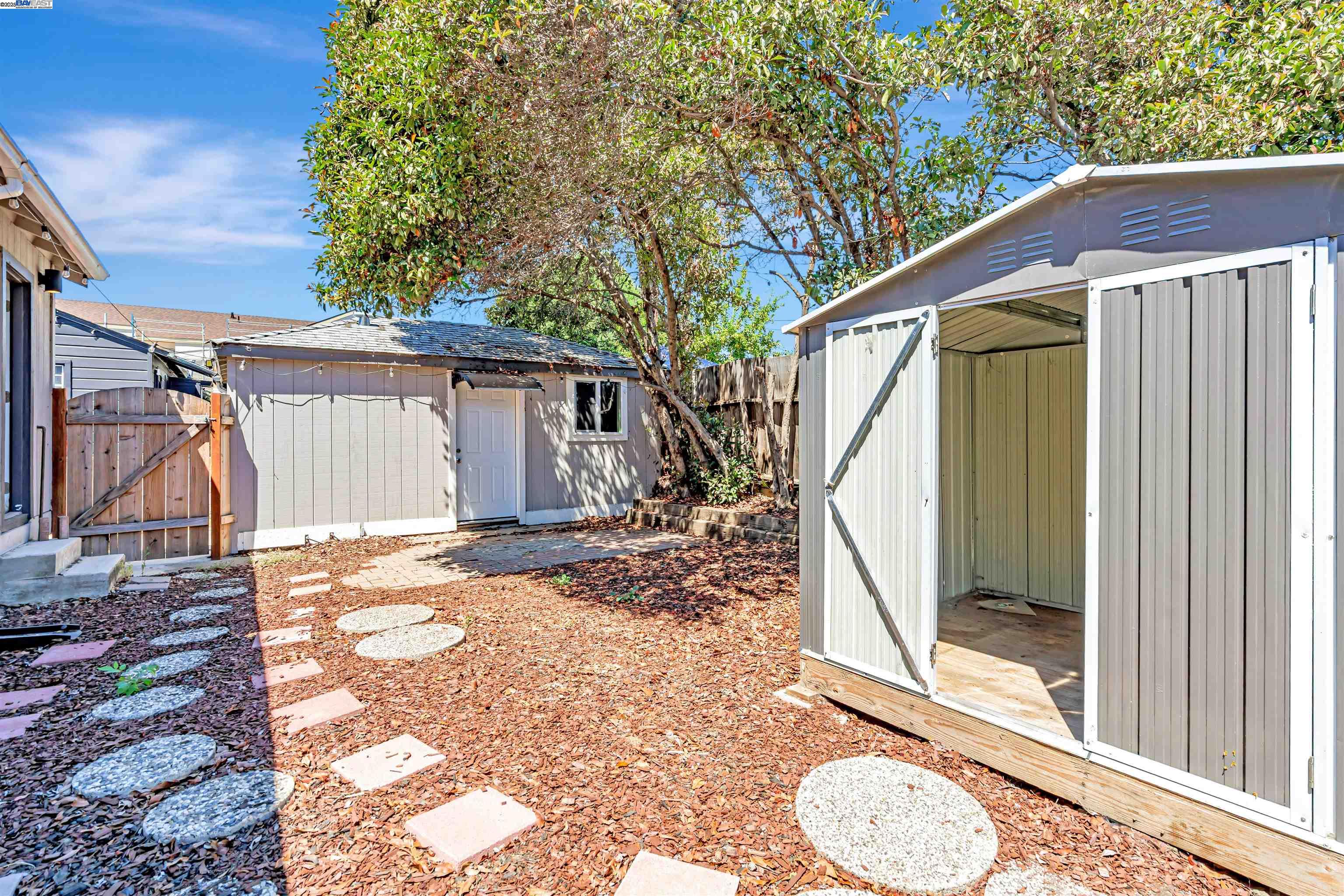 Detail Gallery Image 46 of 48 For 24576 Oneil Ave, Hayward,  CA 94544 - 3 Beds | 2 Baths