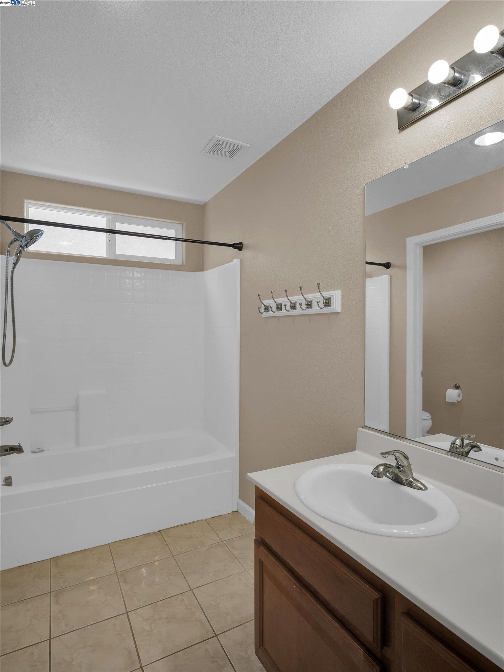 Detail Gallery Image 40 of 58 For 1413 Angus St, Patterson,  CA 95363 - 5 Beds | 3 Baths
