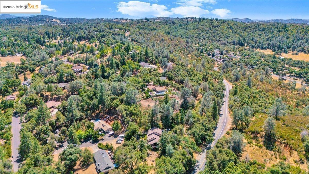 Detail Gallery Image 13 of 59 For 23642 Porcina Way, Columbia,  CA 95310 - 3 Beds | 4 Baths