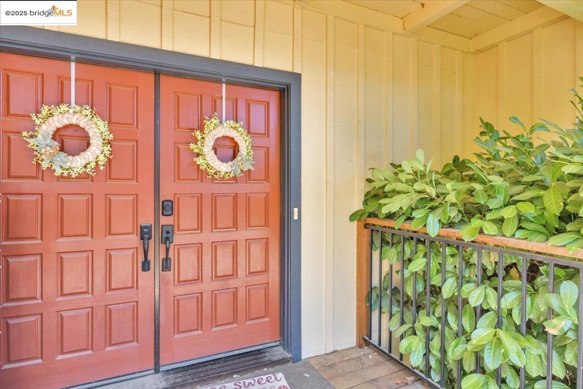 Detail Gallery Image 14 of 59 For 23642 Porcina Way, Columbia,  CA 95310 - 3 Beds | 4 Baths