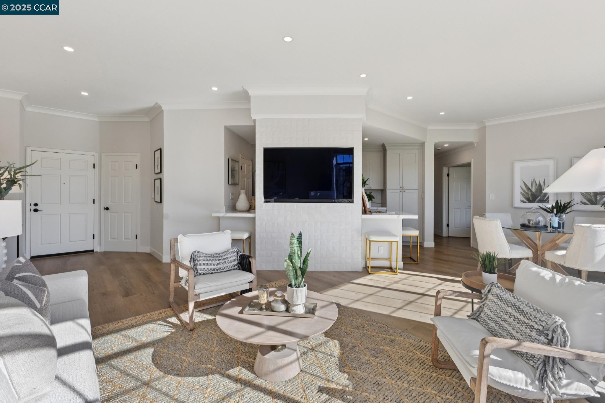 Detail Gallery Image 7 of 54 For 30 Eagle Lake Place #12,  San Ramon,  CA 94582 - 2 Beds | 2 Baths