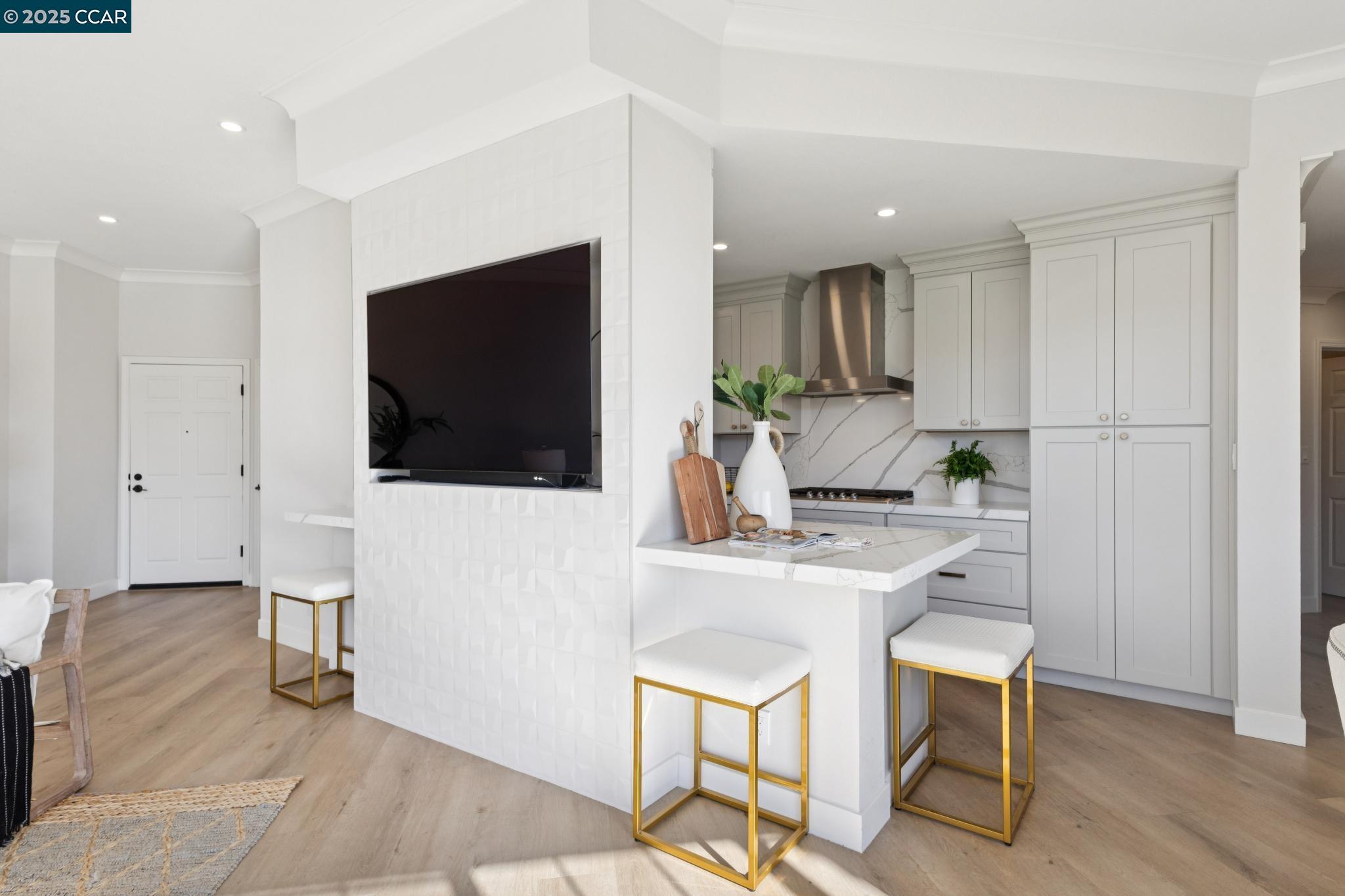 Detail Gallery Image 9 of 54 For 30 Eagle Lake Place #12,  San Ramon,  CA 94582 - 2 Beds | 2 Baths