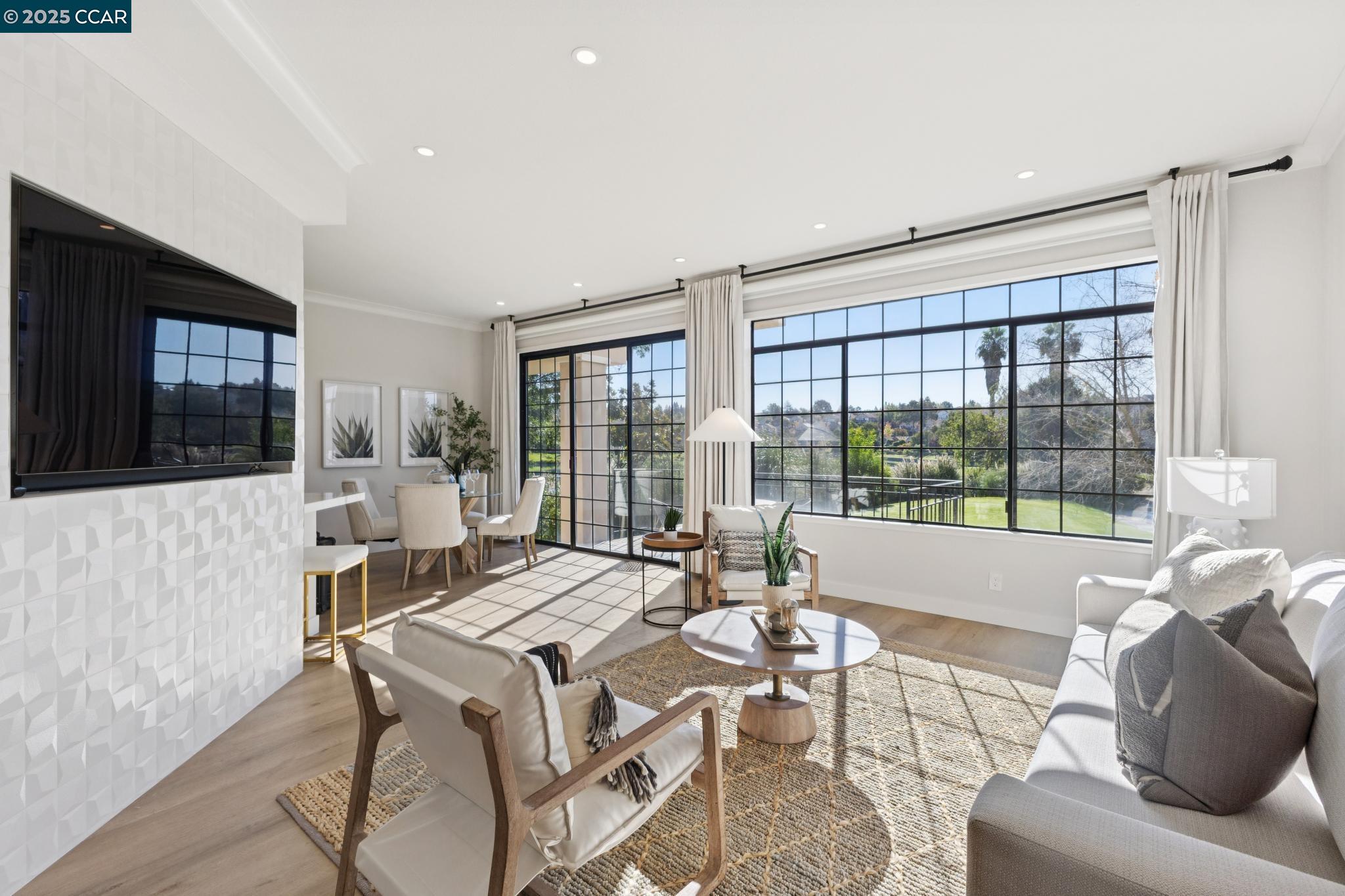 Photo #2: 41108877 Listing 