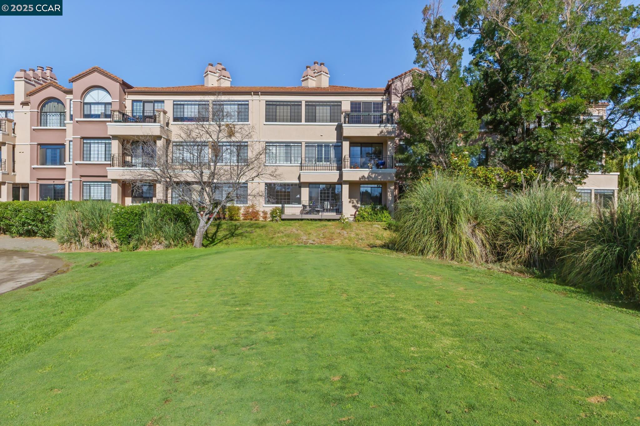 Detail Gallery Image 54 of 54 For 30 Eagle Lake Place #12,  San Ramon,  CA 94582 - 2 Beds | 2 Baths