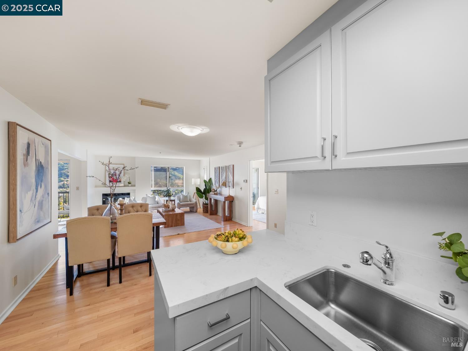 Detail Gallery Image 11 of 36 For 100 Thorndale Drive #326,  San Rafael,  CA 94903-4114 - 1 Beds | 2 Baths