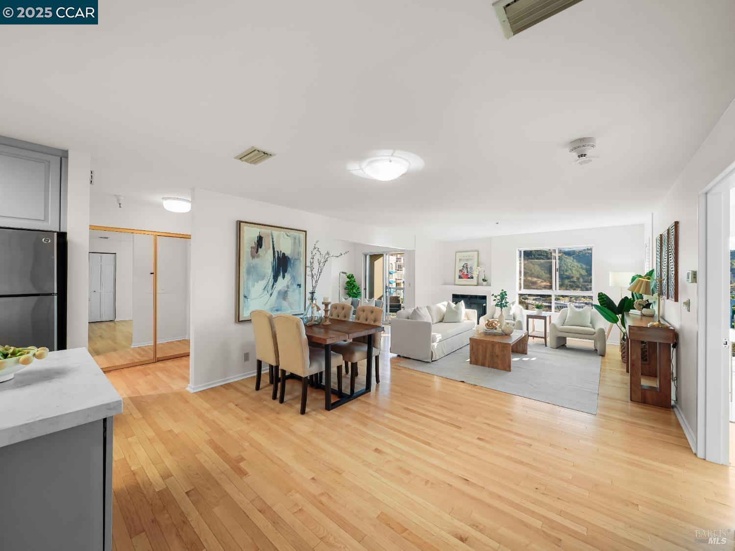 Detail Gallery Image 13 of 36 For 100 Thorndale Drive #326,  San Rafael,  CA 94903-4114 - 1 Beds | 2 Baths