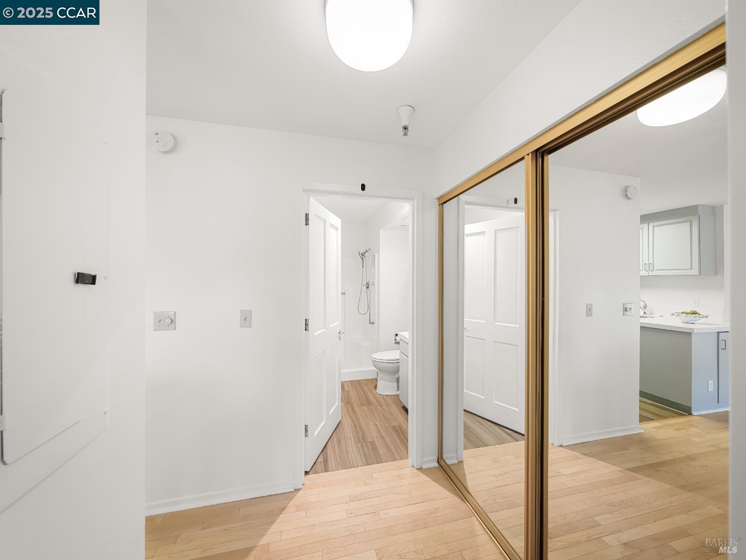 Detail Gallery Image 17 of 36 For 100 Thorndale Drive #326,  San Rafael,  CA 94903-4114 - 1 Beds | 2 Baths