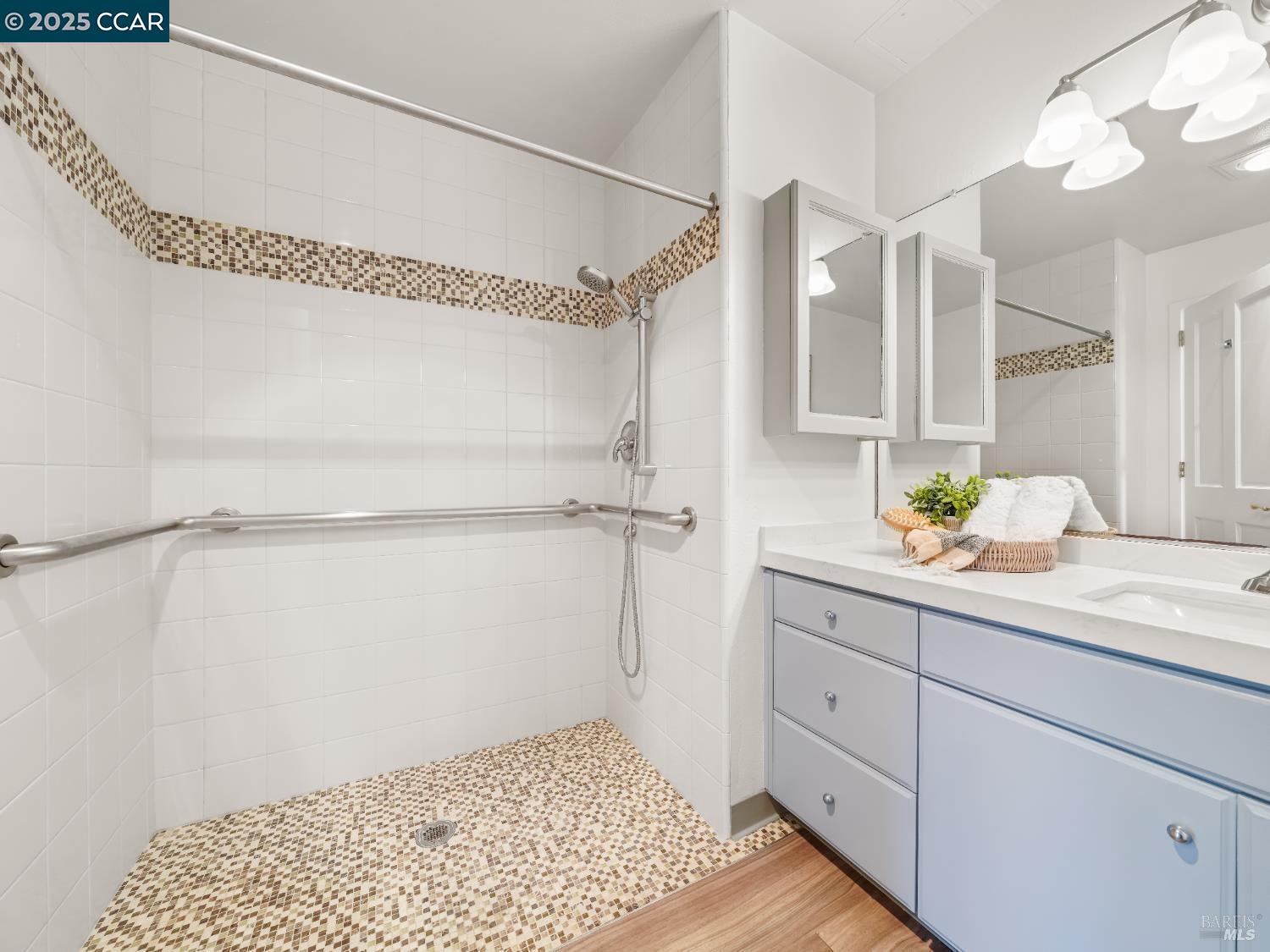 Detail Gallery Image 24 of 36 For 100 Thorndale Drive #326,  San Rafael,  CA 94903-4114 - 1 Beds | 2 Baths