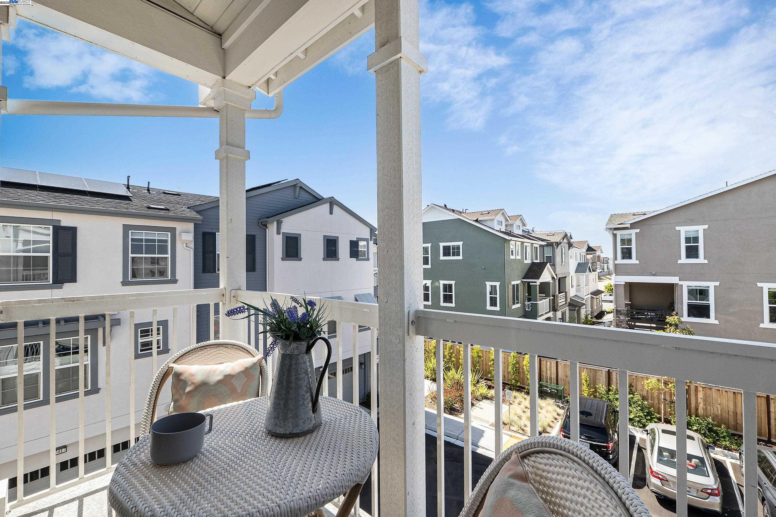Detail Gallery Image 31 of 48 For 37428 Bowline Rd, Newark,  CA 94560 - 2 Beds | 2/1 Baths
