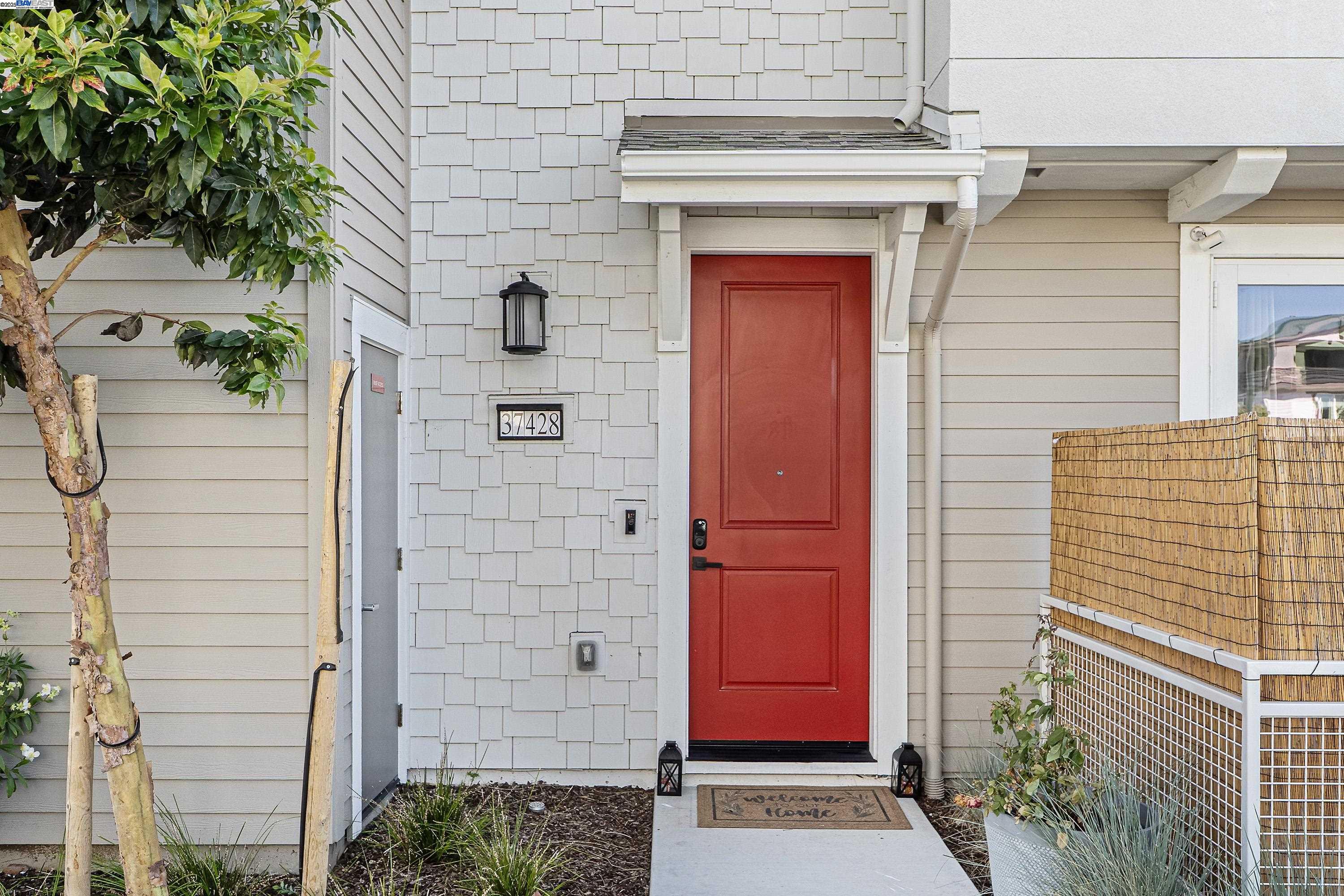 Detail Gallery Image 33 of 48 For 37428 Bowline Rd, Newark,  CA 94560 - 2 Beds | 2/1 Baths