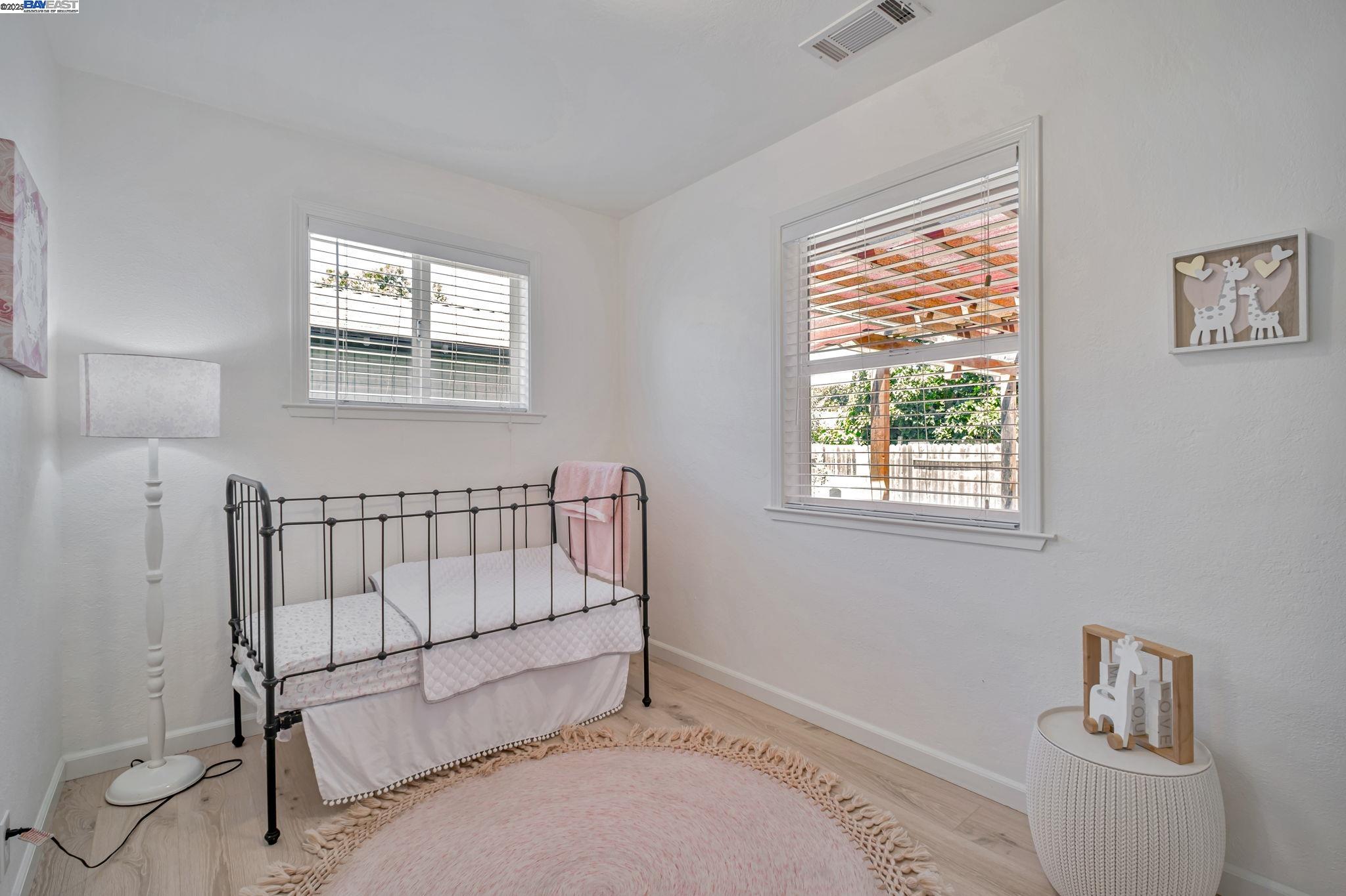 Detail Gallery Image 23 of 33 For 15049 Kesterson St, San Leandro,  CA 94579 - 3 Beds | 1 Baths
