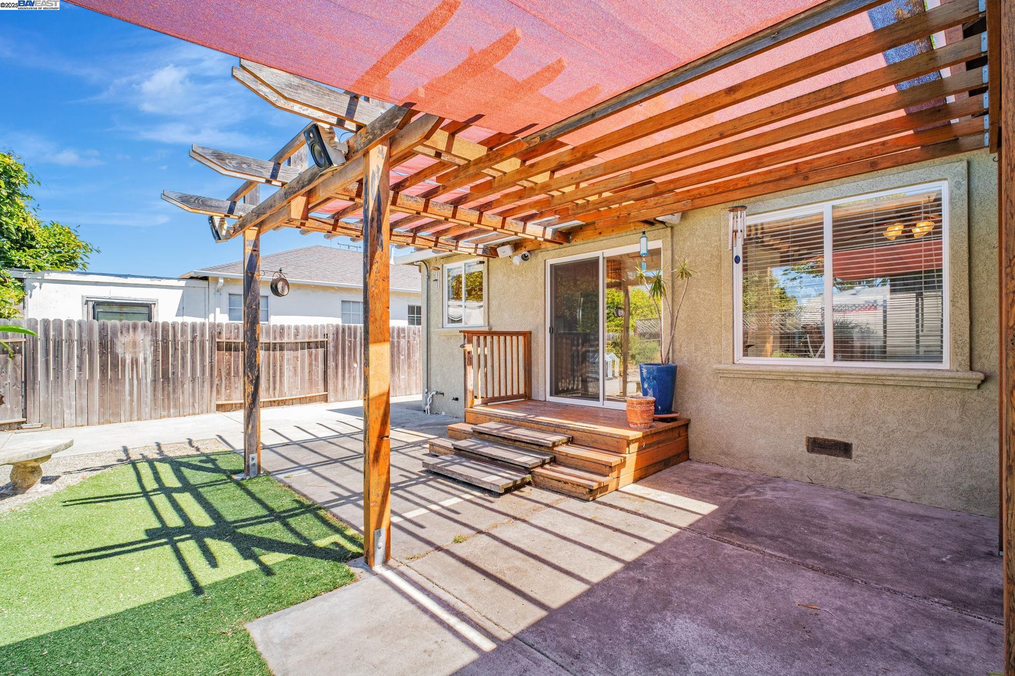 Detail Gallery Image 28 of 33 For 15049 Kesterson St, San Leandro,  CA 94579 - 3 Beds | 1 Baths