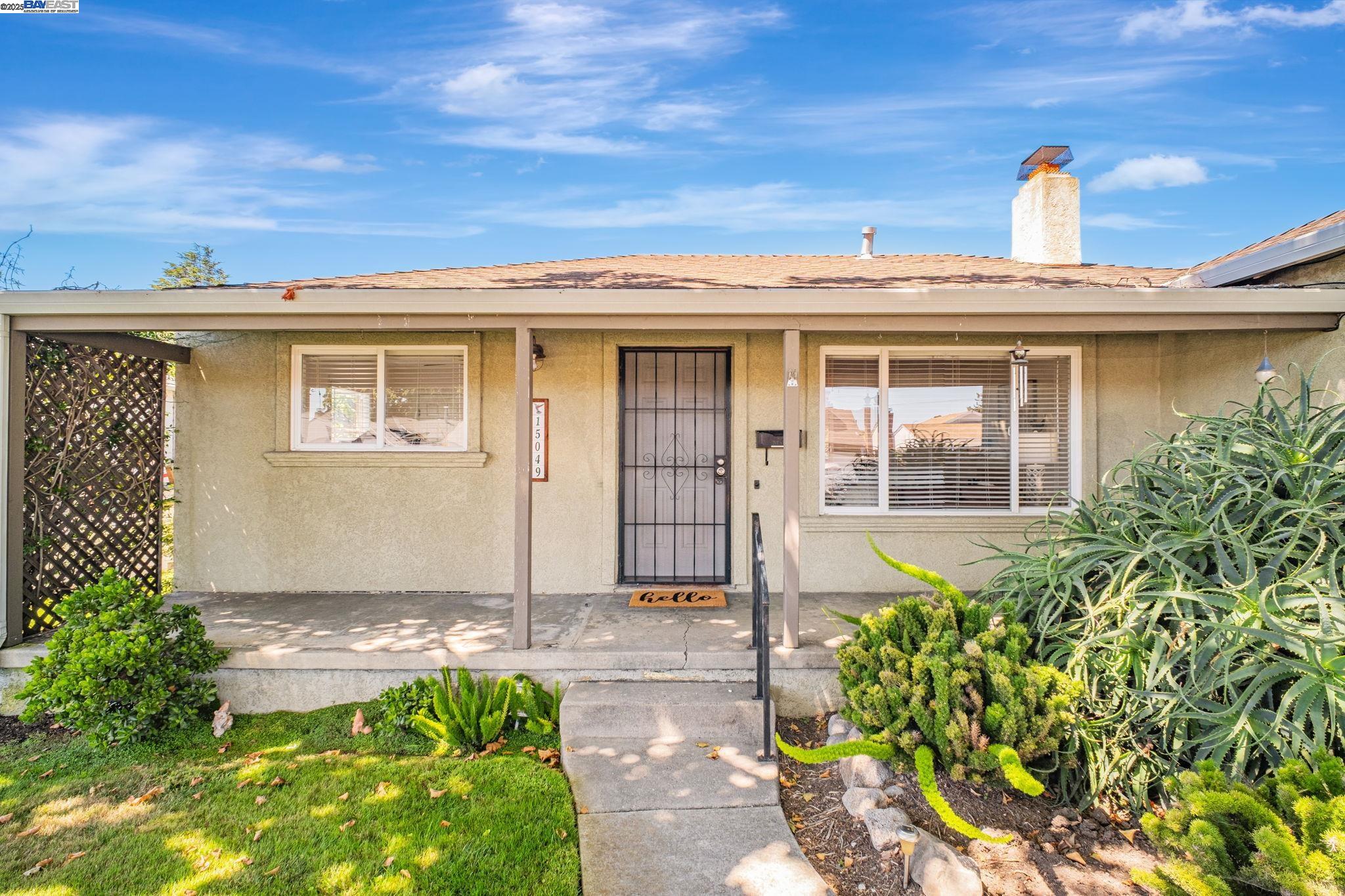 Detail Gallery Image 4 of 33 For 15049 Kesterson St, San Leandro,  CA 94579 - 3 Beds | 1 Baths