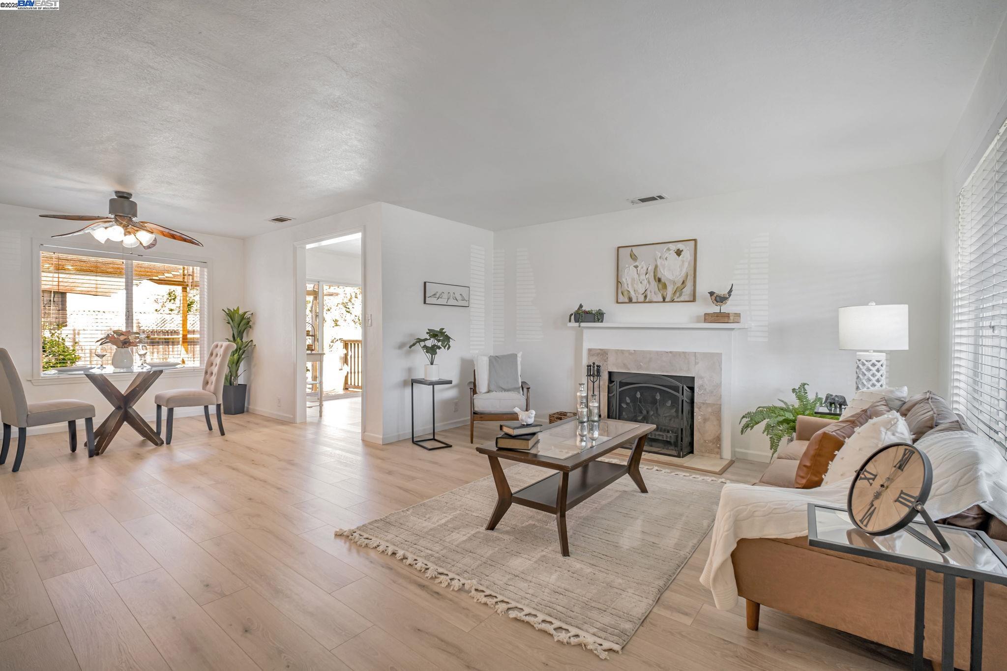 Detail Gallery Image 5 of 33 For 15049 Kesterson St, San Leandro,  CA 94579 - 3 Beds | 1 Baths